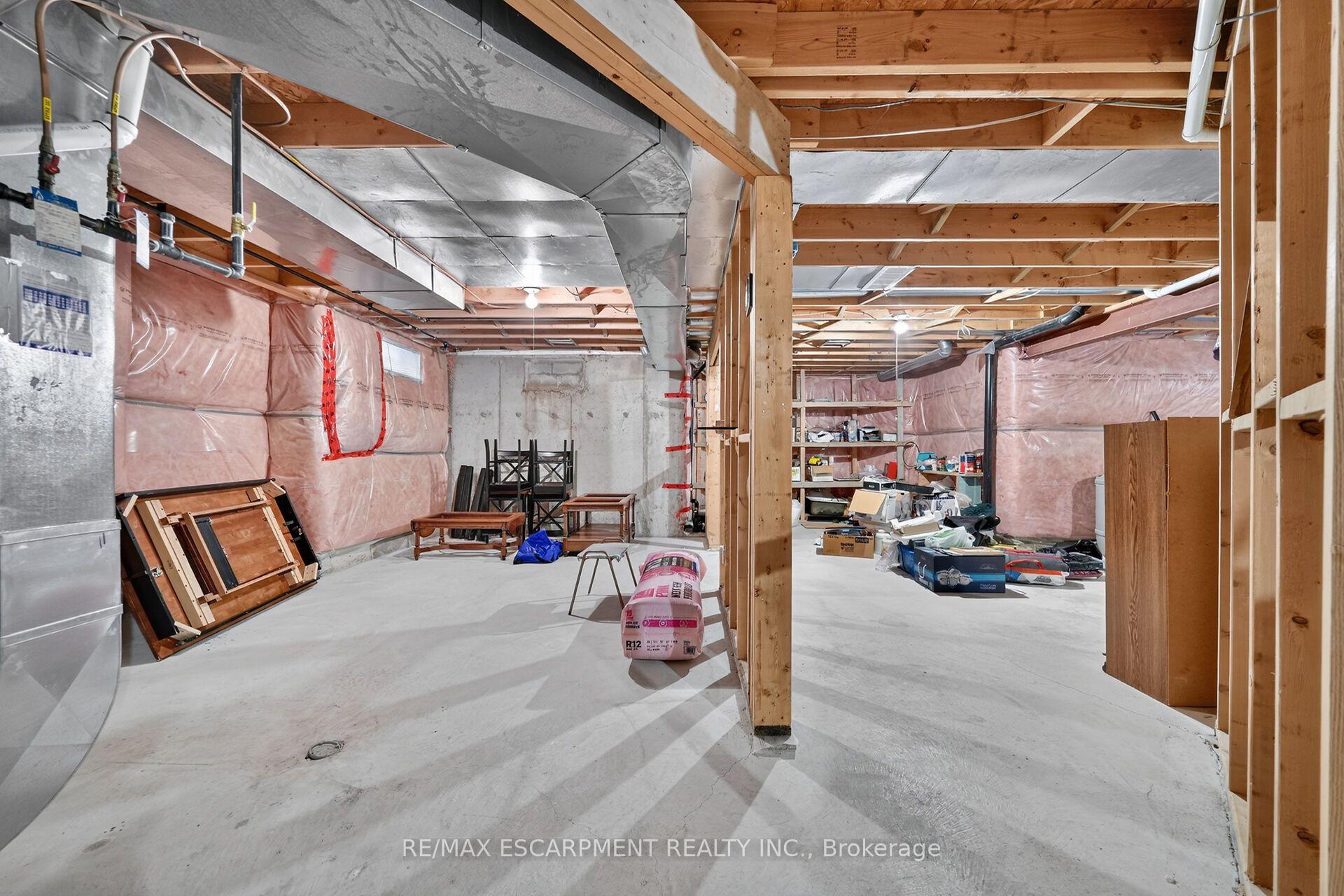 Photo 42 of 42 Hillgarden Drive, Hamilton, Stoney Creek Mountain — HOMEH