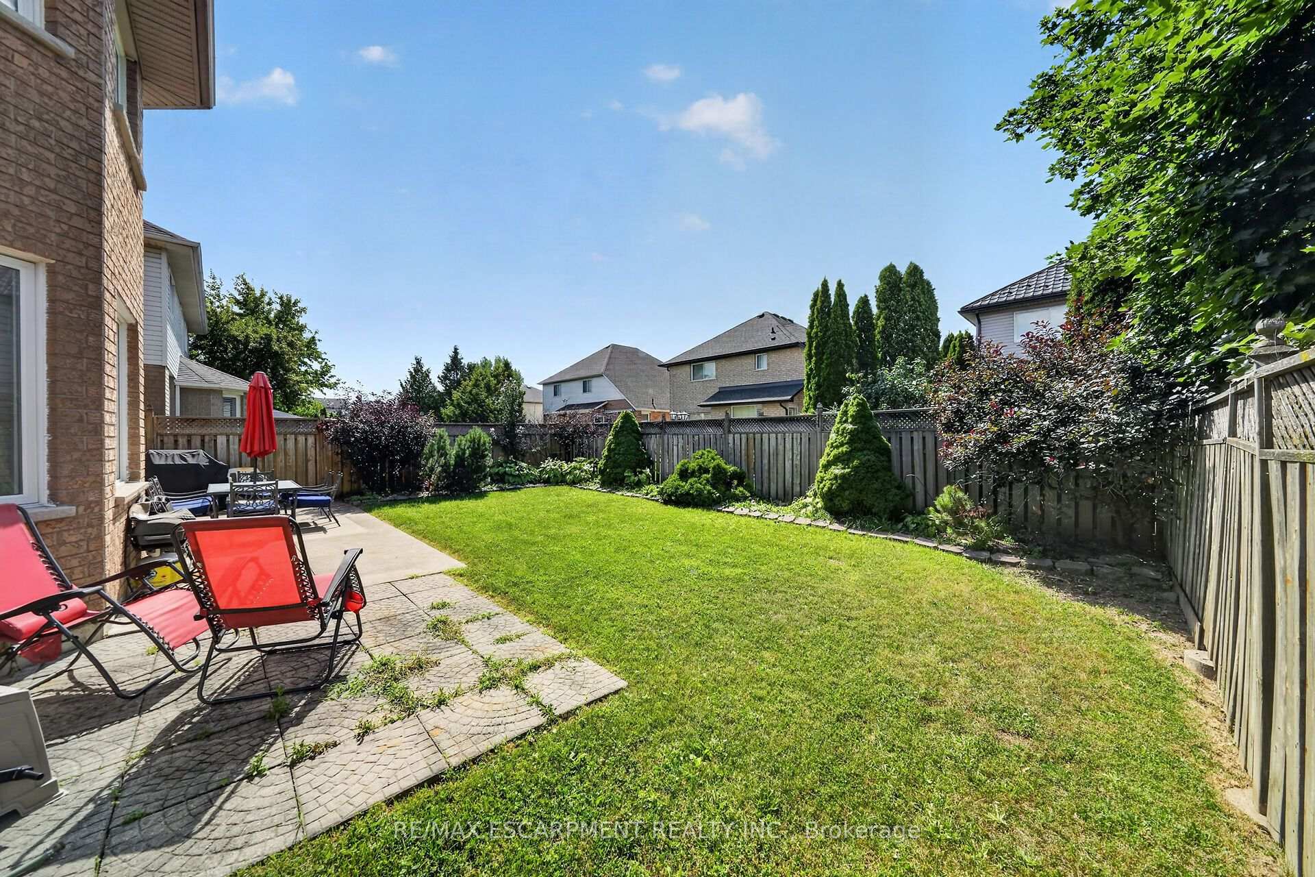 Photo 46 of 42 Hillgarden Drive, Hamilton, Stoney Creek Mountain — HOMEH