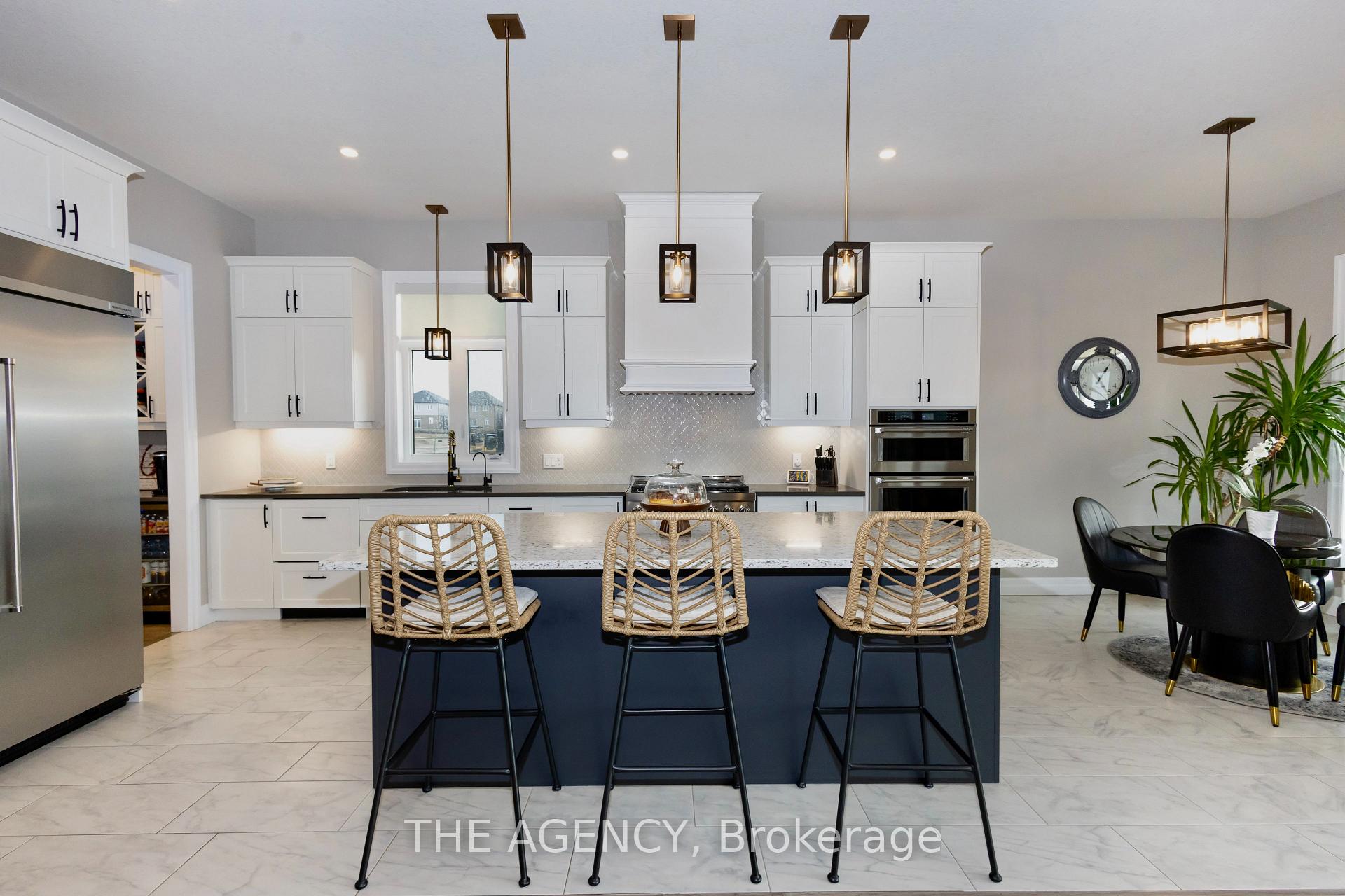Photo 14 of 76 Grandville Circle, Brant, Paris — HOMEH