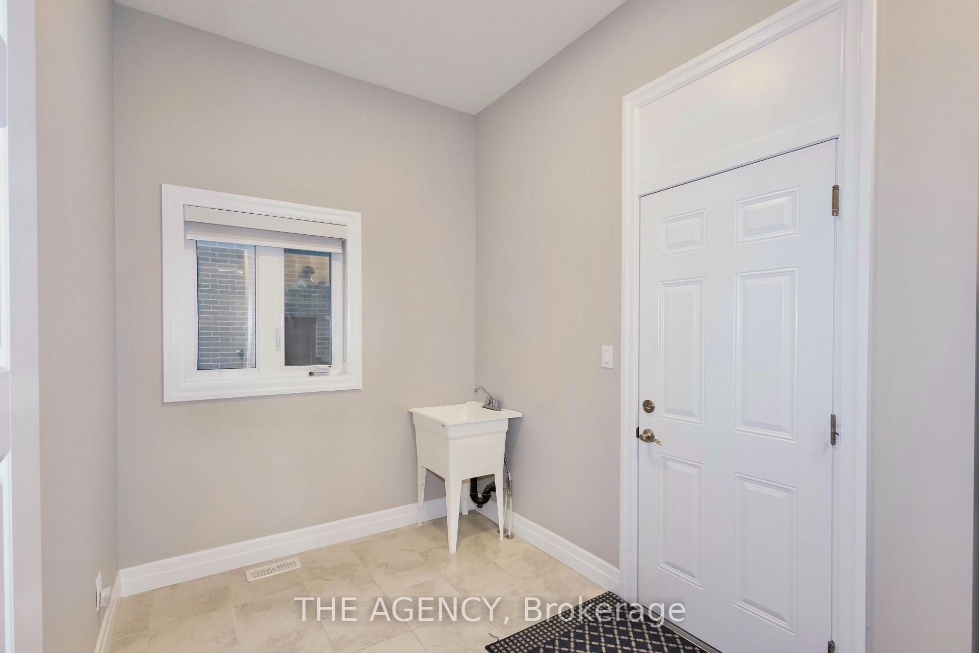 Photo 21 of 76 Grandville Circle, Brant, Paris — HOMEH