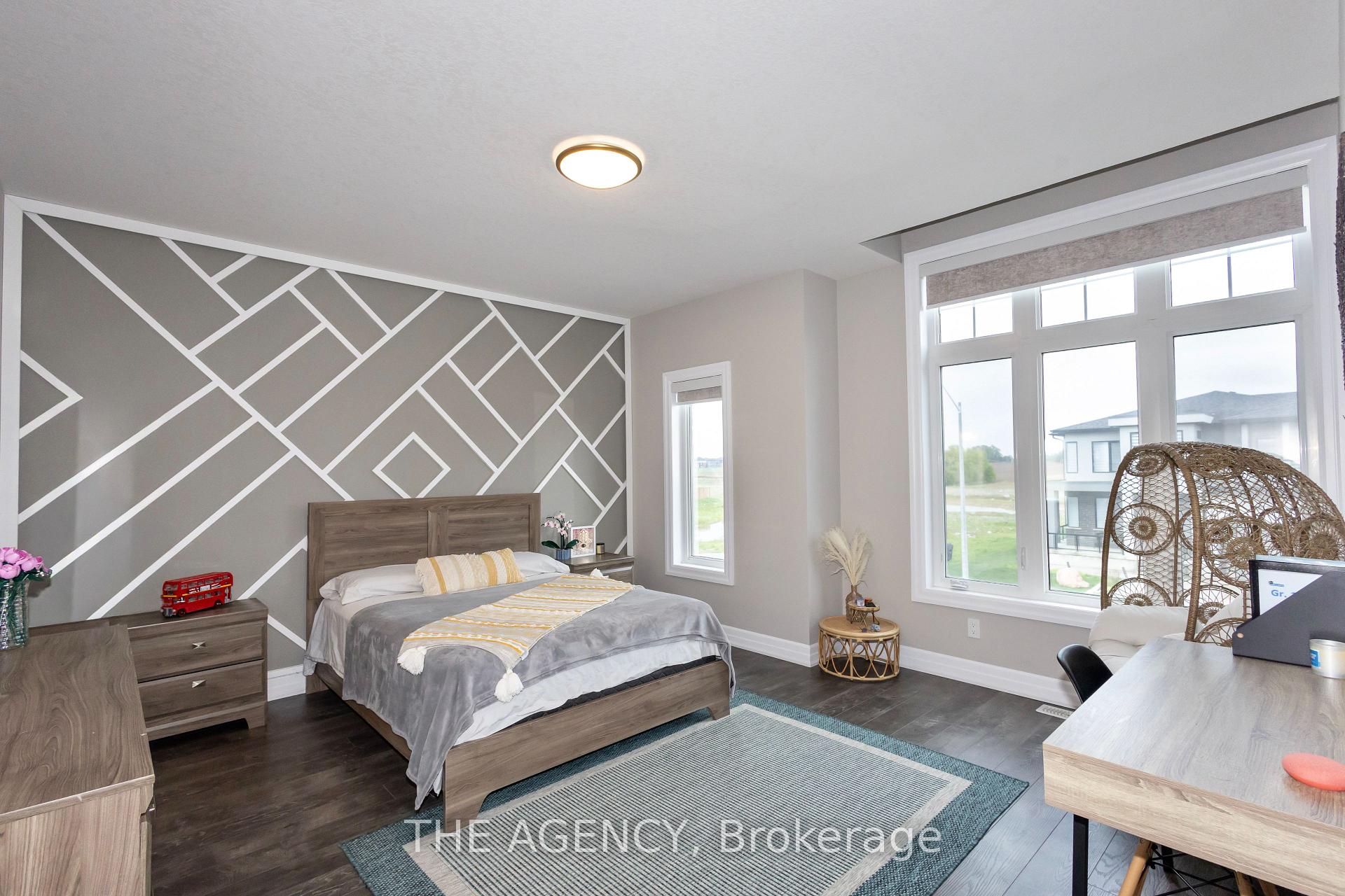 Photo 29 of 76 Grandville Circle, Brant, Paris — HOMEH