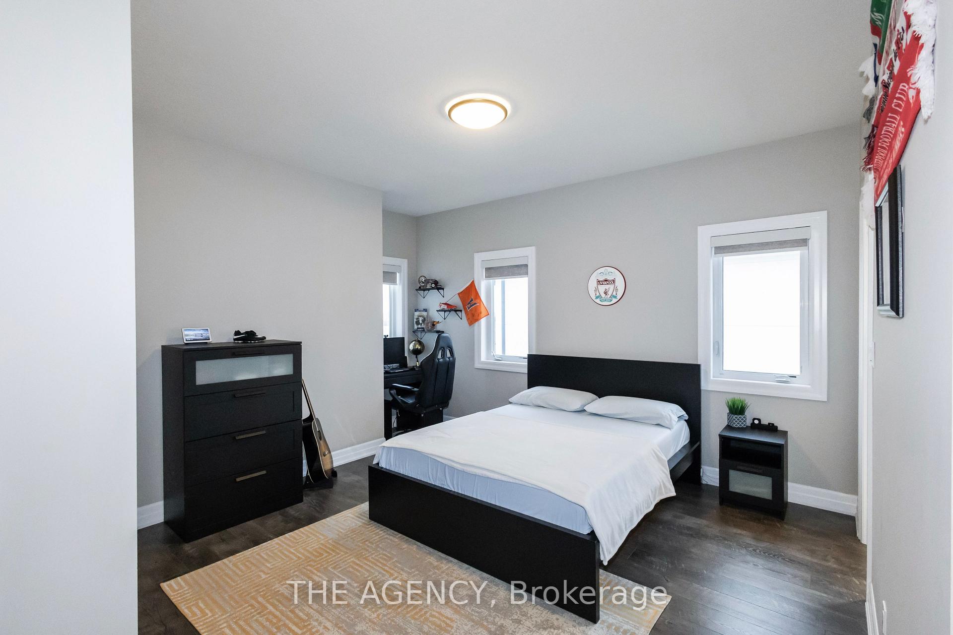 Photo 32 of 76 Grandville Circle, Brant, Paris — HOMEH