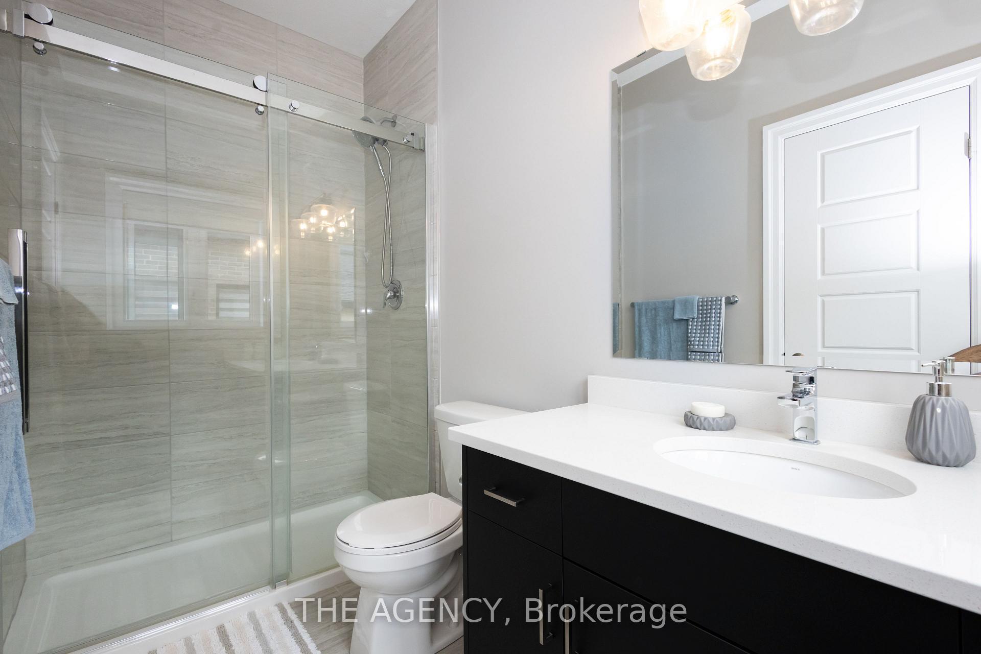 Photo 33 of 76 Grandville Circle, Brant, Paris — HOMEH