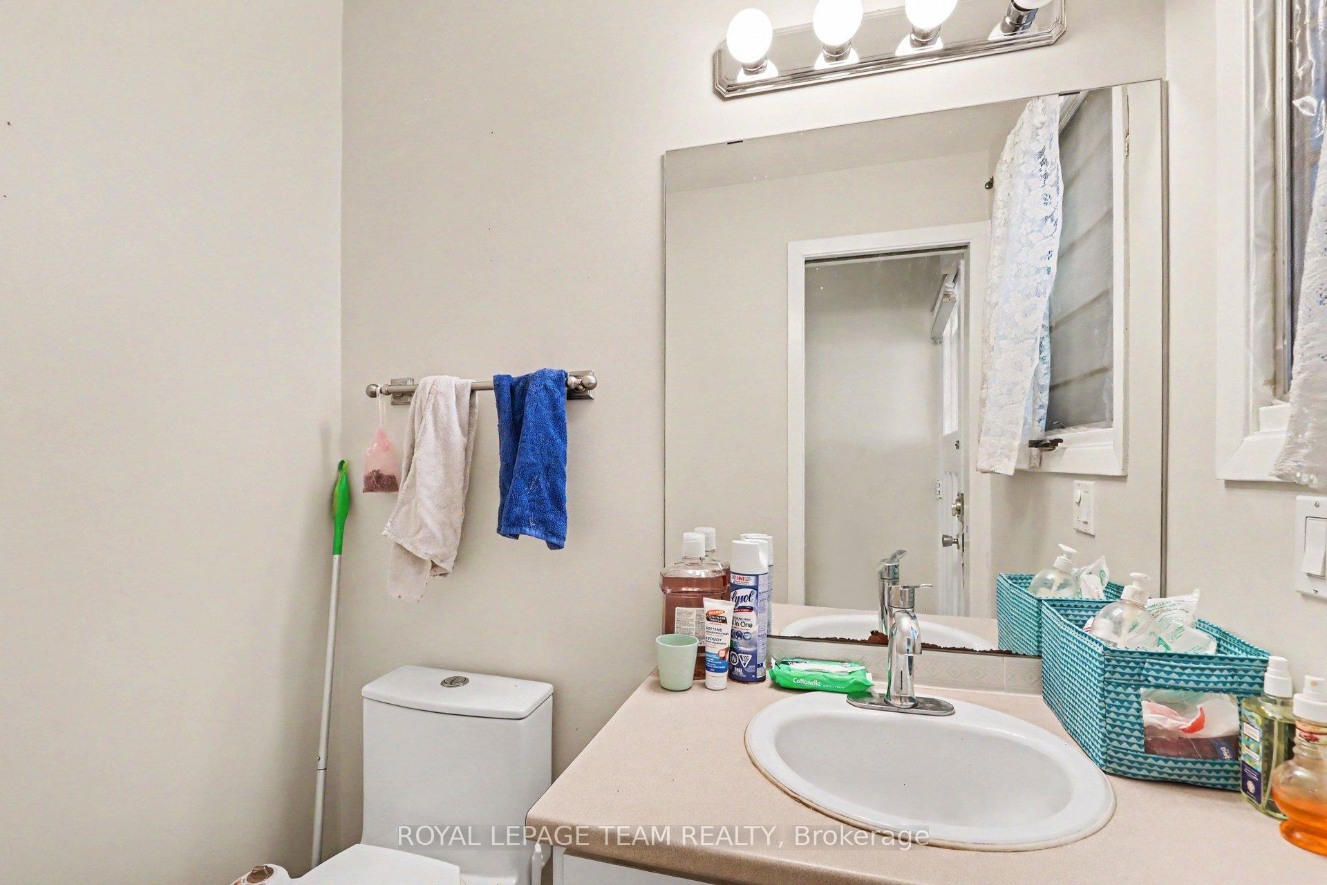 Photo 11 of 638 Laverendrye Drive, Ottawa, Beacon Hill North — HOMEH