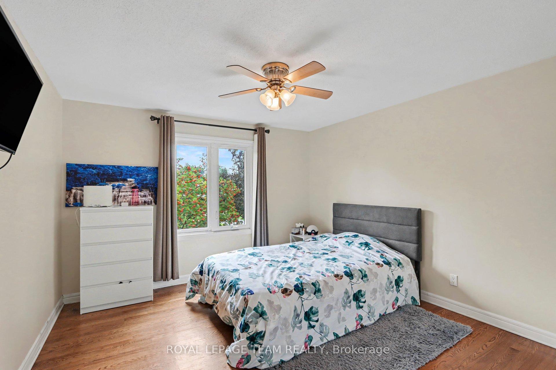 Photo 15 of 638 Laverendrye Drive, Ottawa, Beacon Hill North — HOMEH