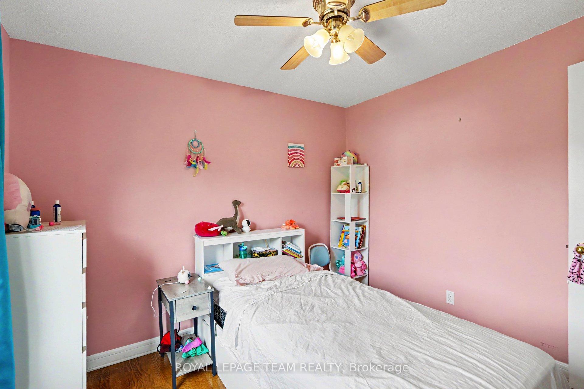 Photo 18 of 638 Laverendrye Drive, Ottawa, Beacon Hill North — HOMEH