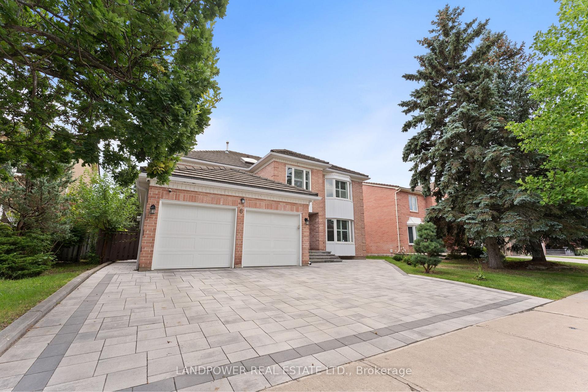 Photo 2 of 6 Melchior Crescent, Markham, Buttonville — HOMEH