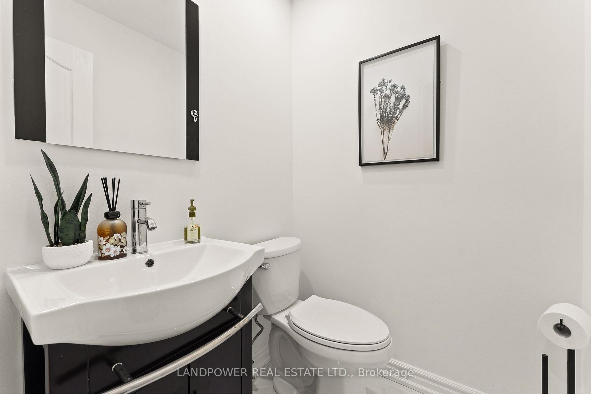 Photo 10 of 6 Melchior Crescent, Markham, Buttonville — HOMEH