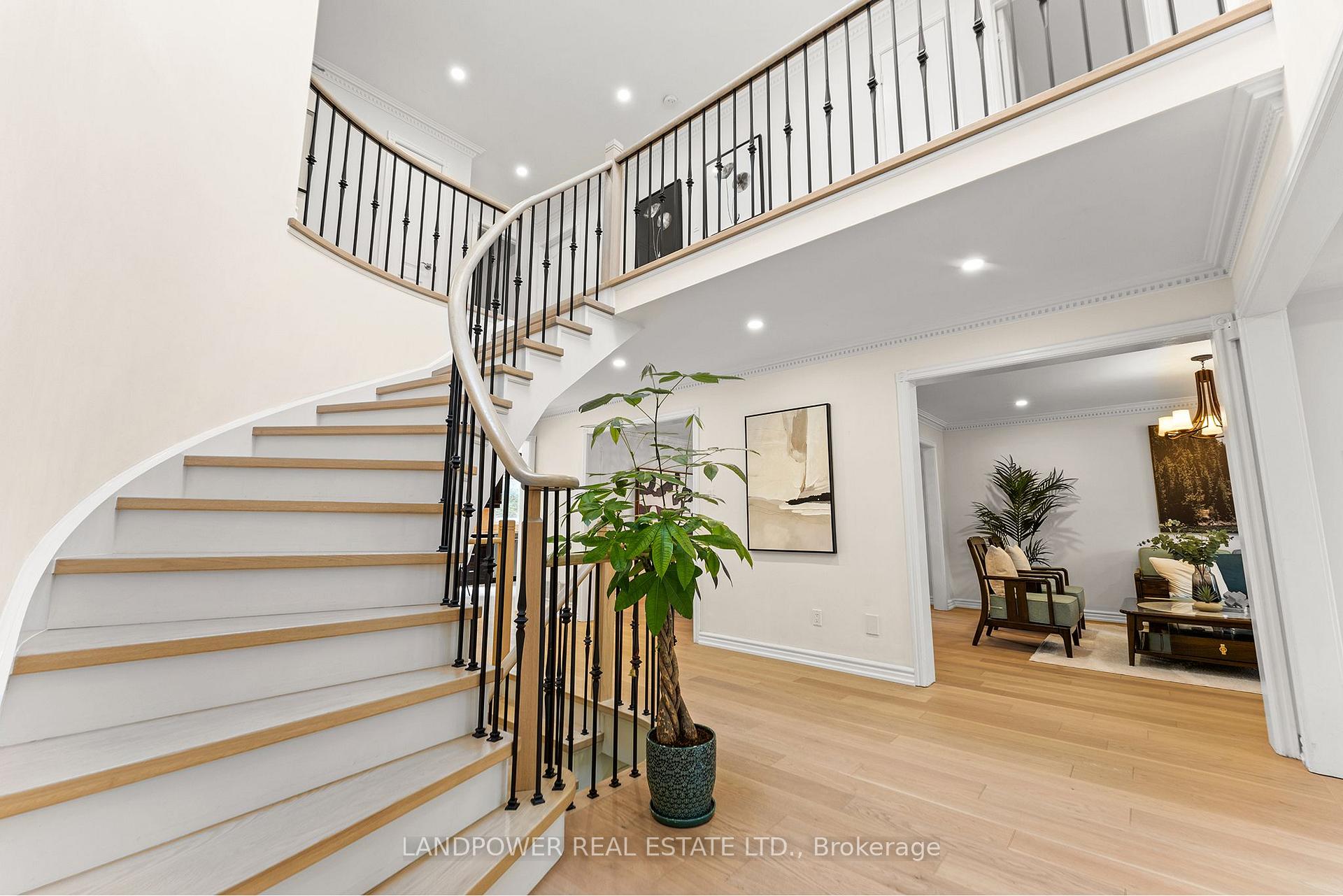 Photo 19 of 6 Melchior Crescent, Markham, Buttonville — HOMEH