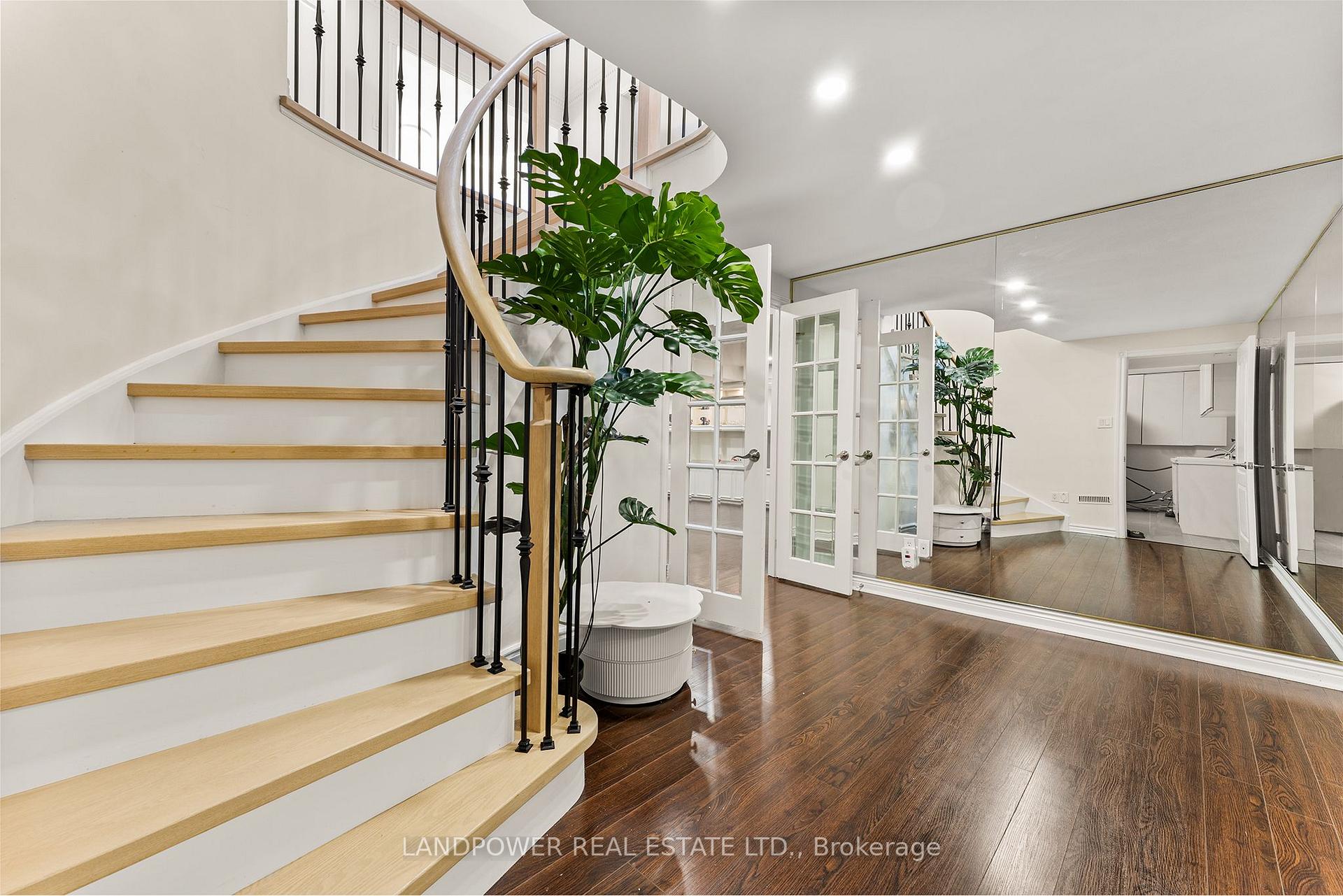 Photo 34 of 6 Melchior Crescent, Markham, Buttonville — HOMEH