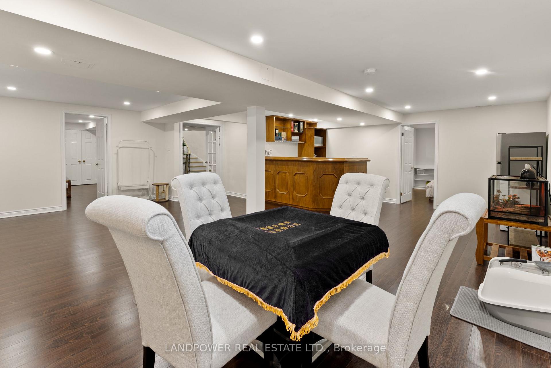 Photo 36 of 6 Melchior Crescent, Markham, Buttonville — HOMEH