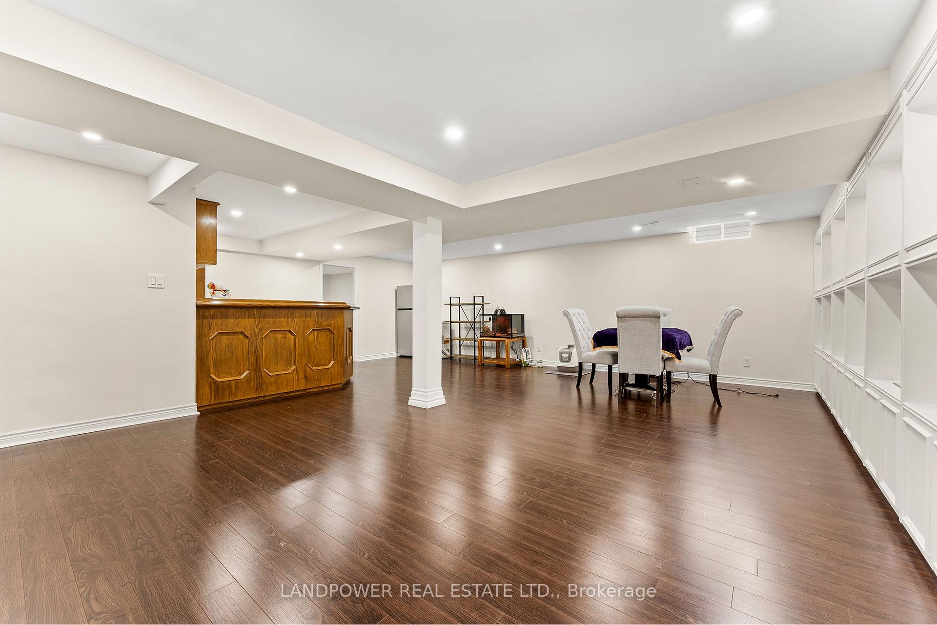 Photo 37 of 6 Melchior Crescent, Markham, Buttonville — HOMEH