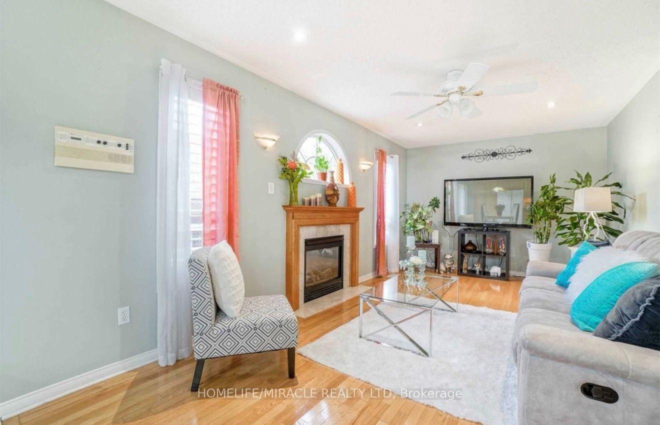 Photo 7 of 216 Van Scott Drive, Brampton, Northwest Sandalwood Parkway — HOMEH
