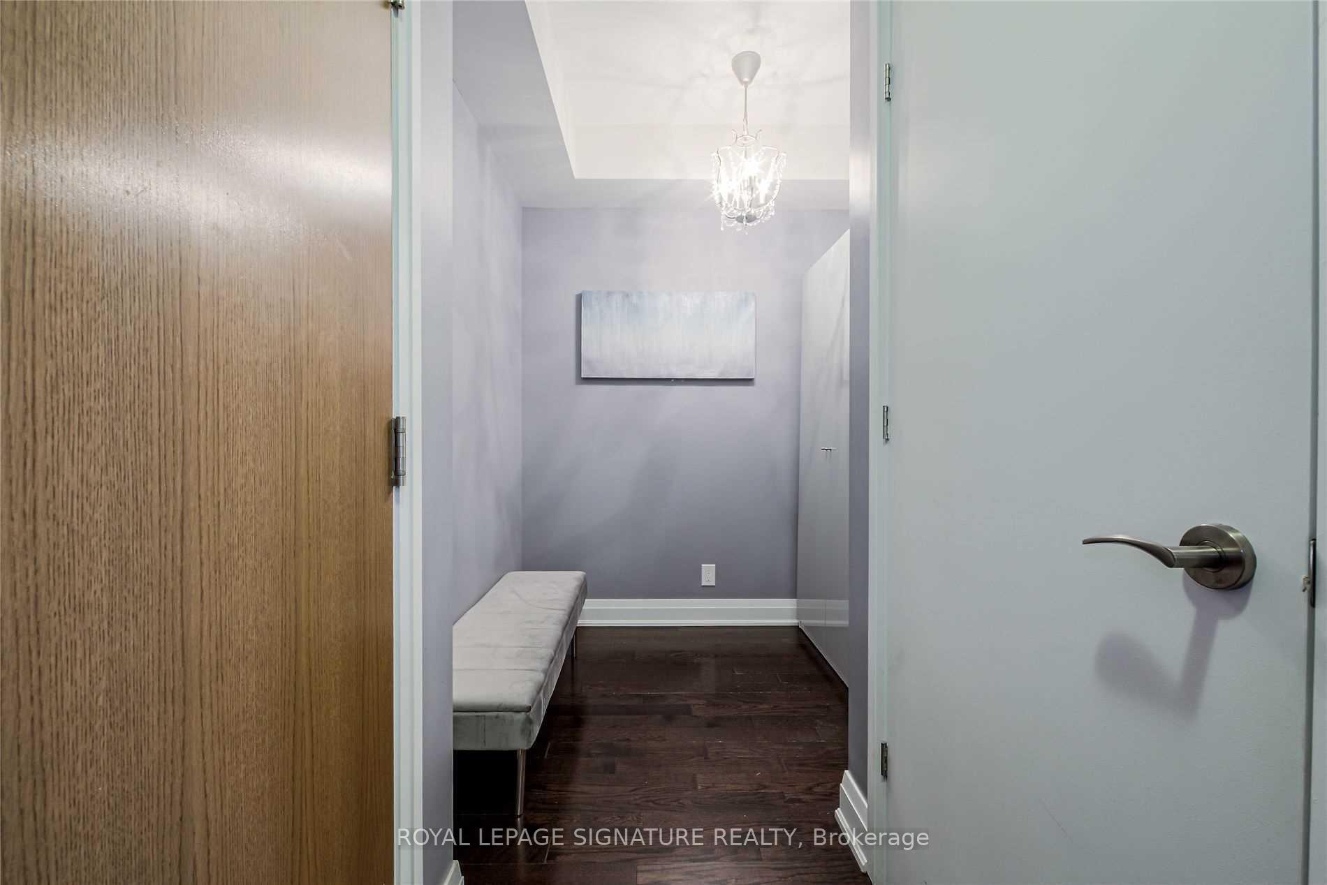 Photo 7 of Unit 408, 21 Clairtrell Road, North York, Willowdale East — HOMEH