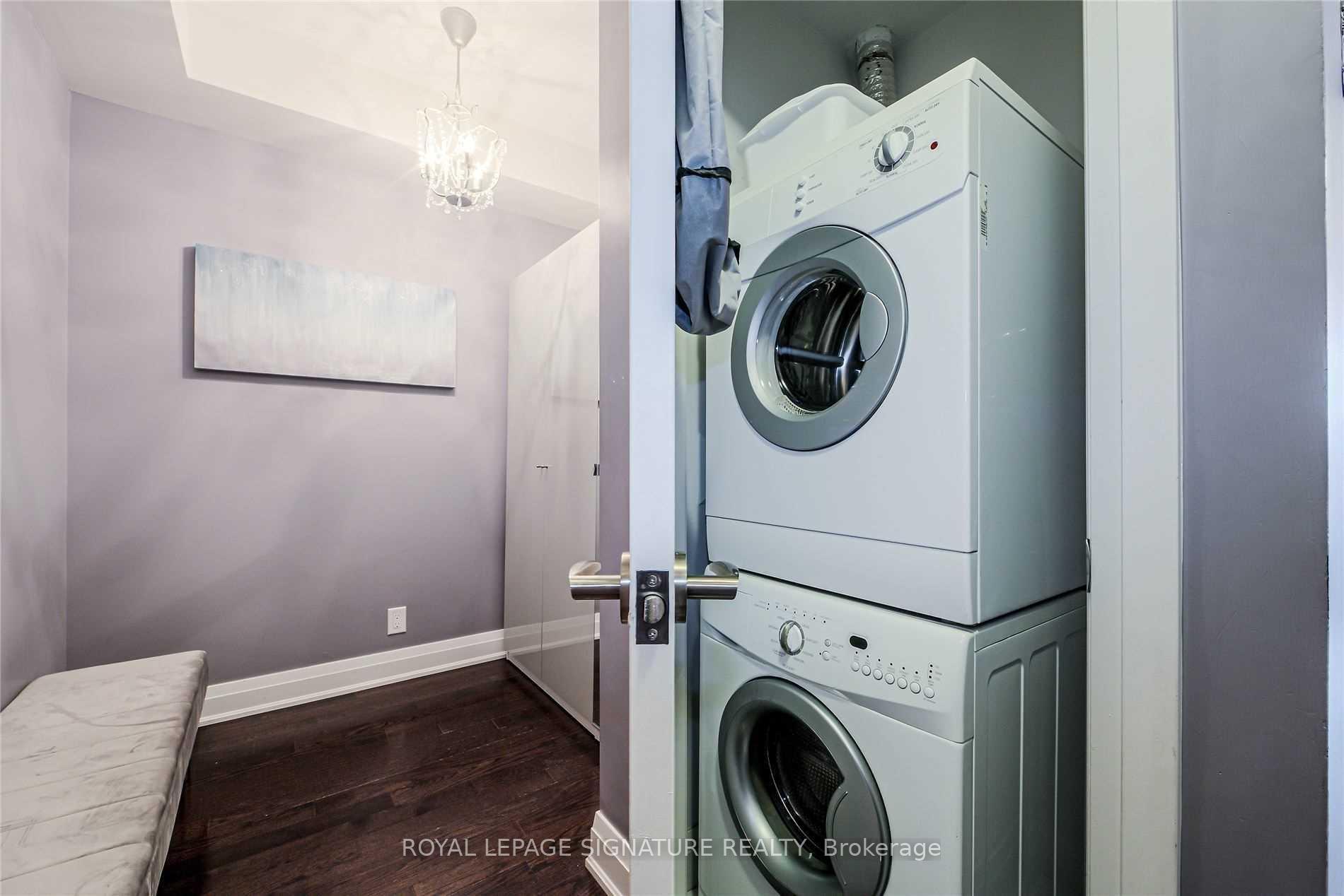 Photo 9 of Unit 408, 21 Clairtrell Road, North York, Willowdale East — HOMEH