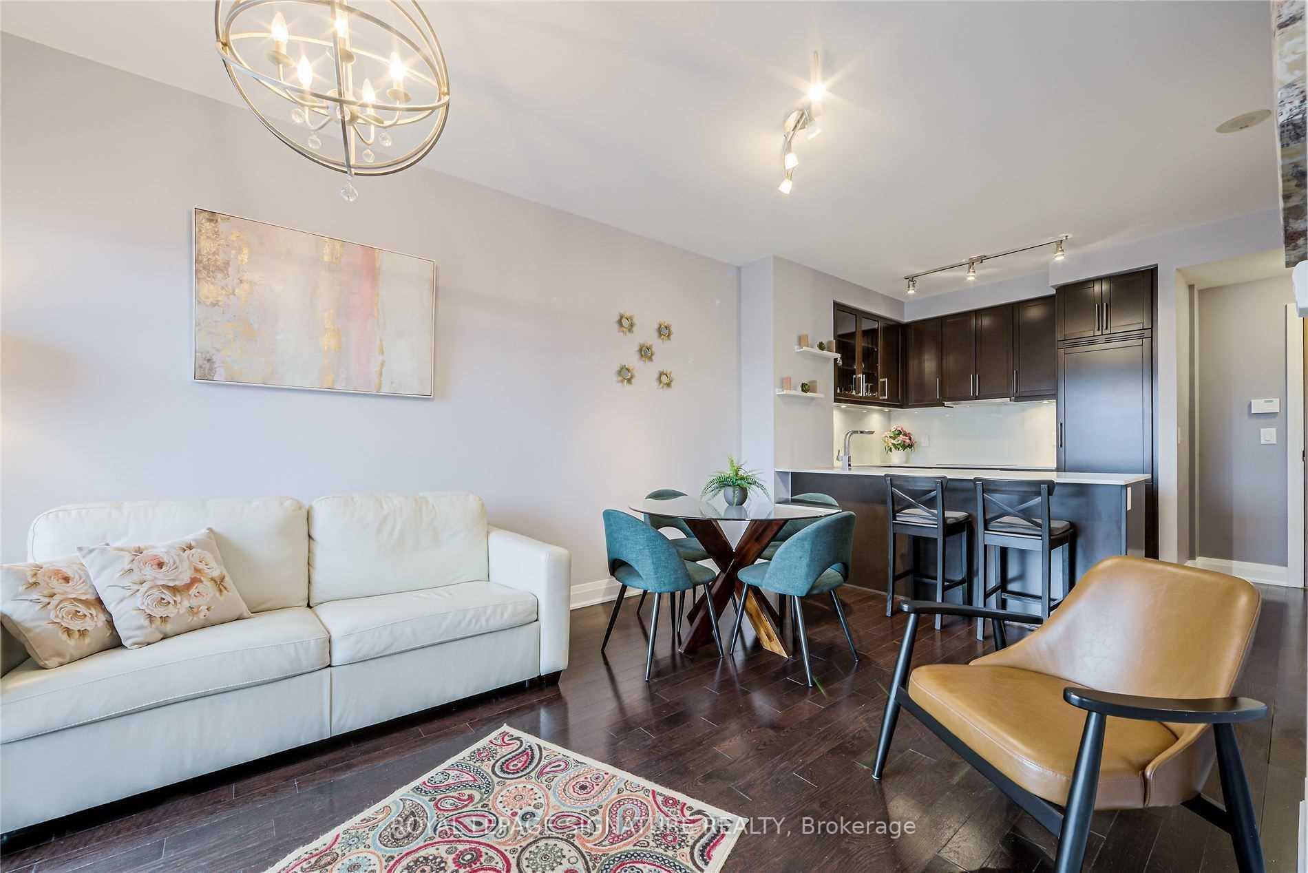 Photo 21 of Unit 408, 21 Clairtrell Road, North York, Willowdale East — HOMEH