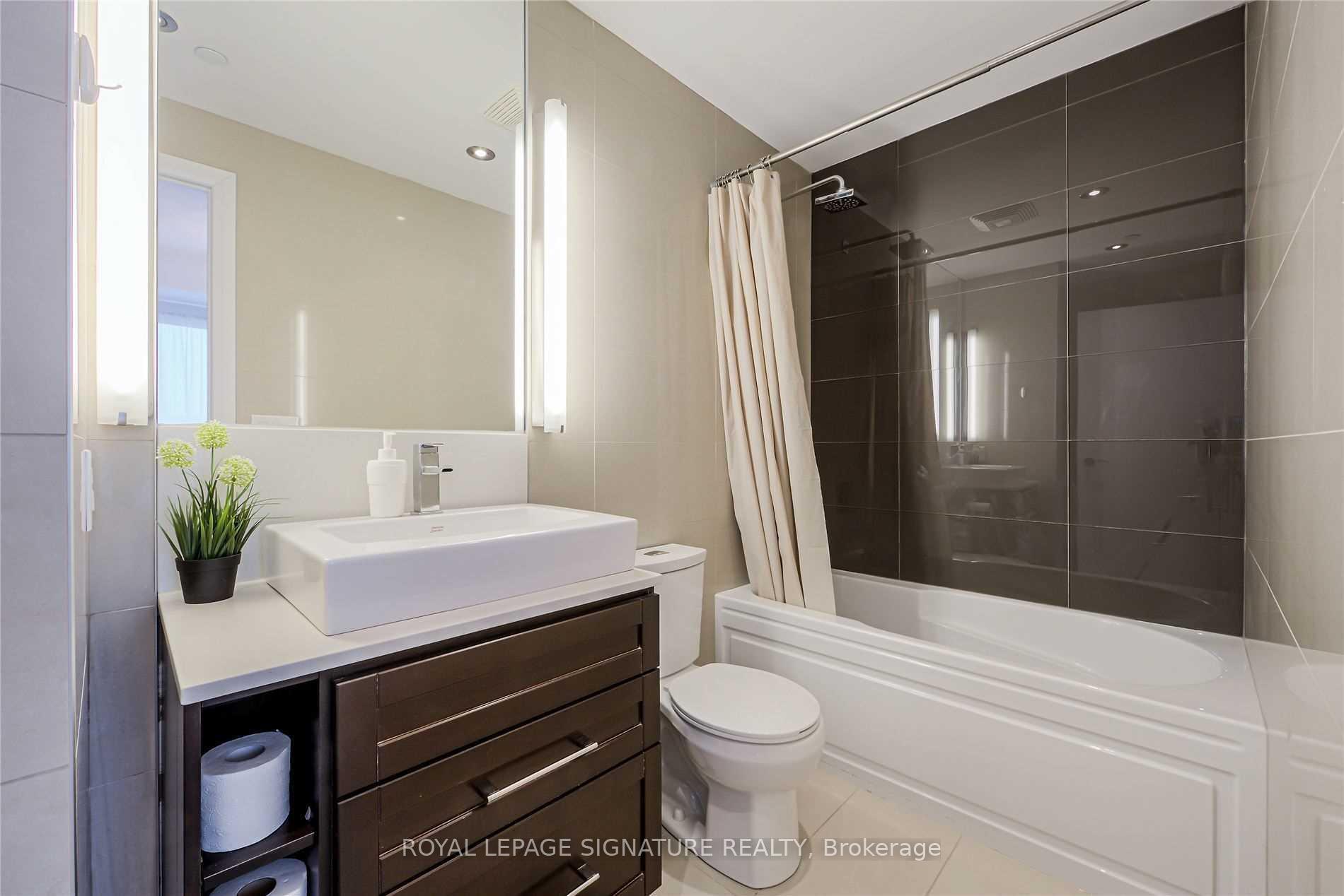 Photo 26 of Unit 408, 21 Clairtrell Road, North York, Willowdale East — HOMEH