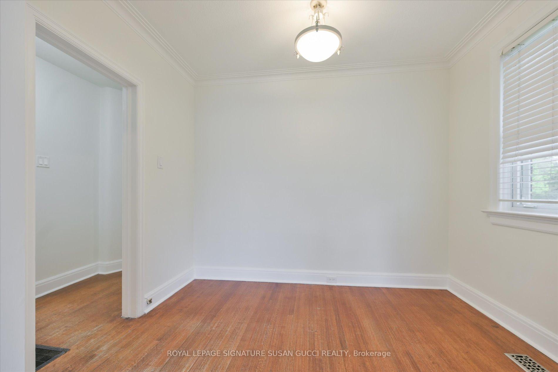 Photo 8 of 388 O'Connor Drive, Toronto, East York — HOMEH