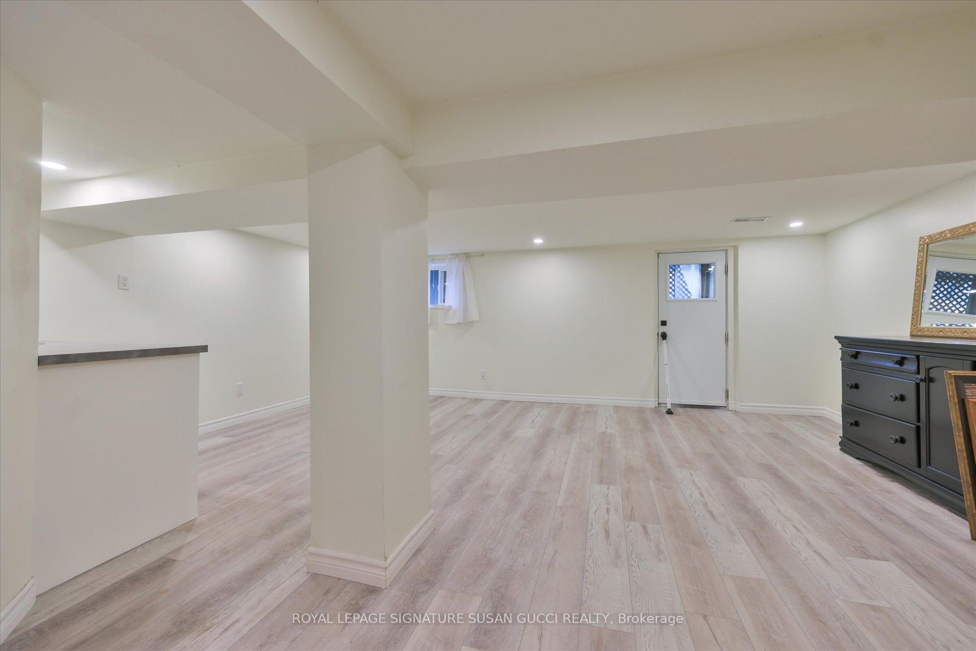 Photo 18 of 388 O'Connor Drive, Toronto, East York — HOMEH
