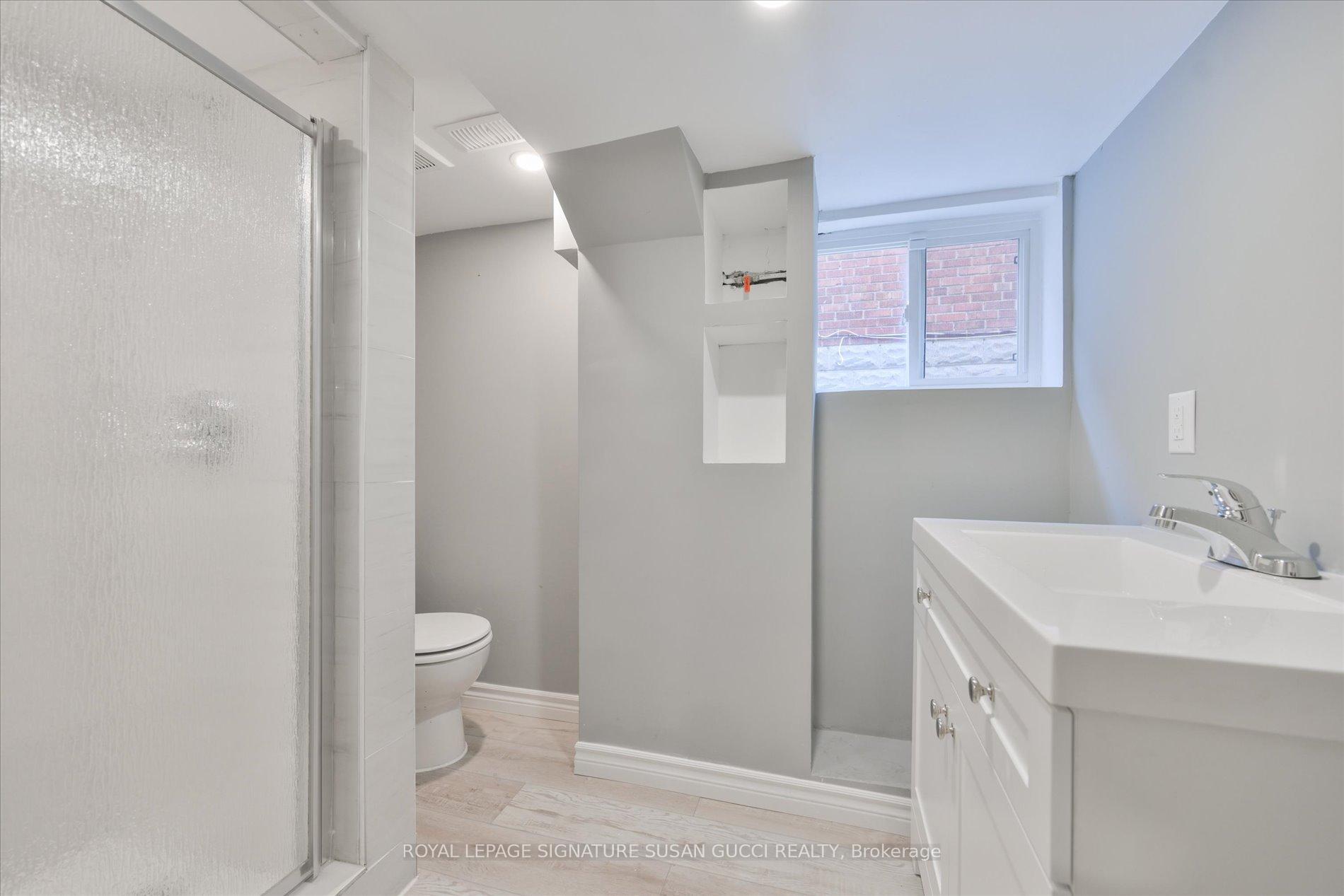 Photo 20 of 388 O'Connor Drive, Toronto, East York — HOMEH