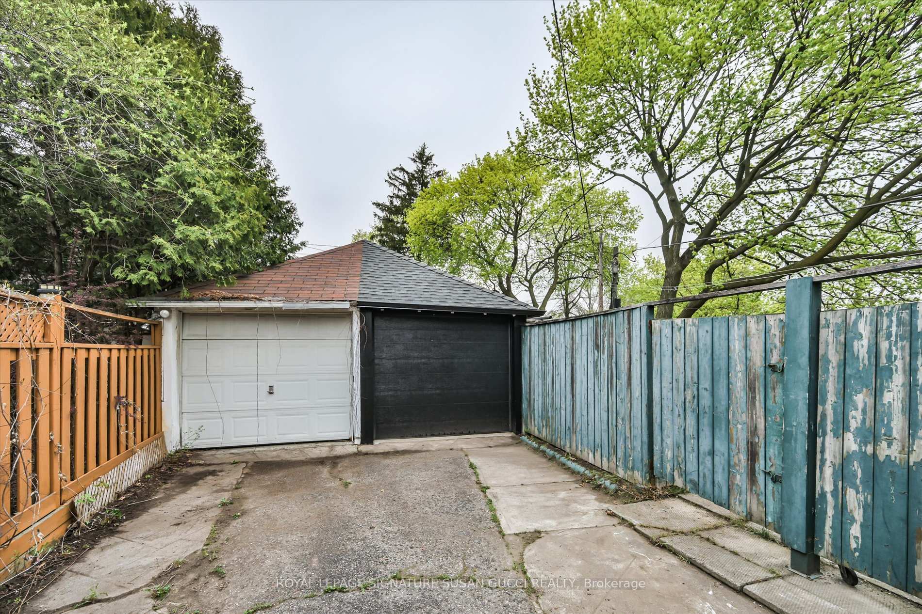 Photo 22 of 388 O'Connor Drive, Toronto, East York — HOMEH