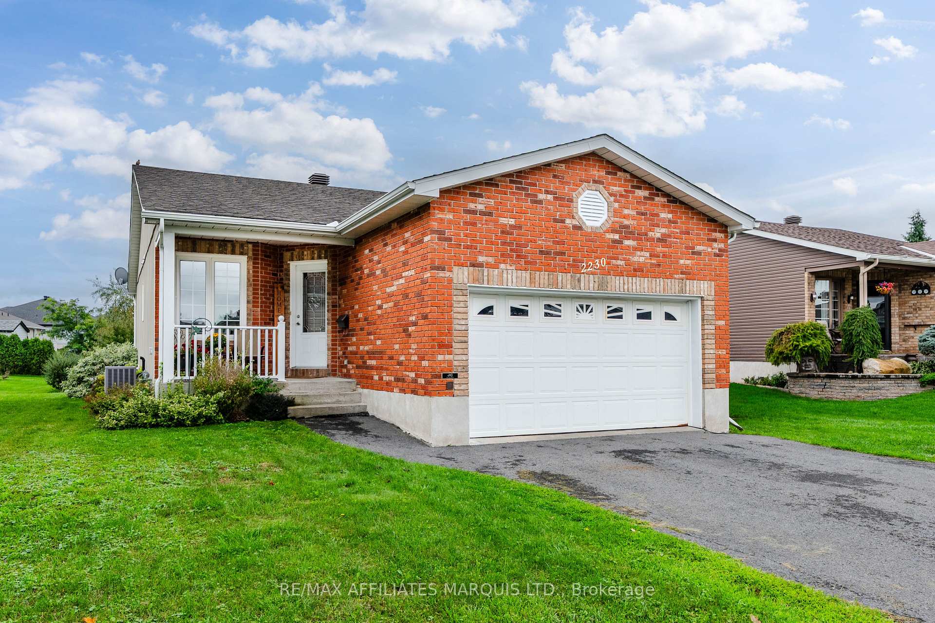 Photo 1 of 2230 Glen Brook Drive, Cornwall, Cornwall — HOMEH