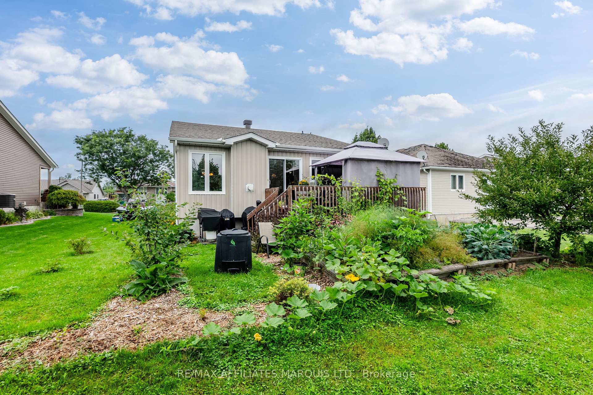 Photo 36 of 2230 Glen Brook Drive, Cornwall, Cornwall — HOMEH