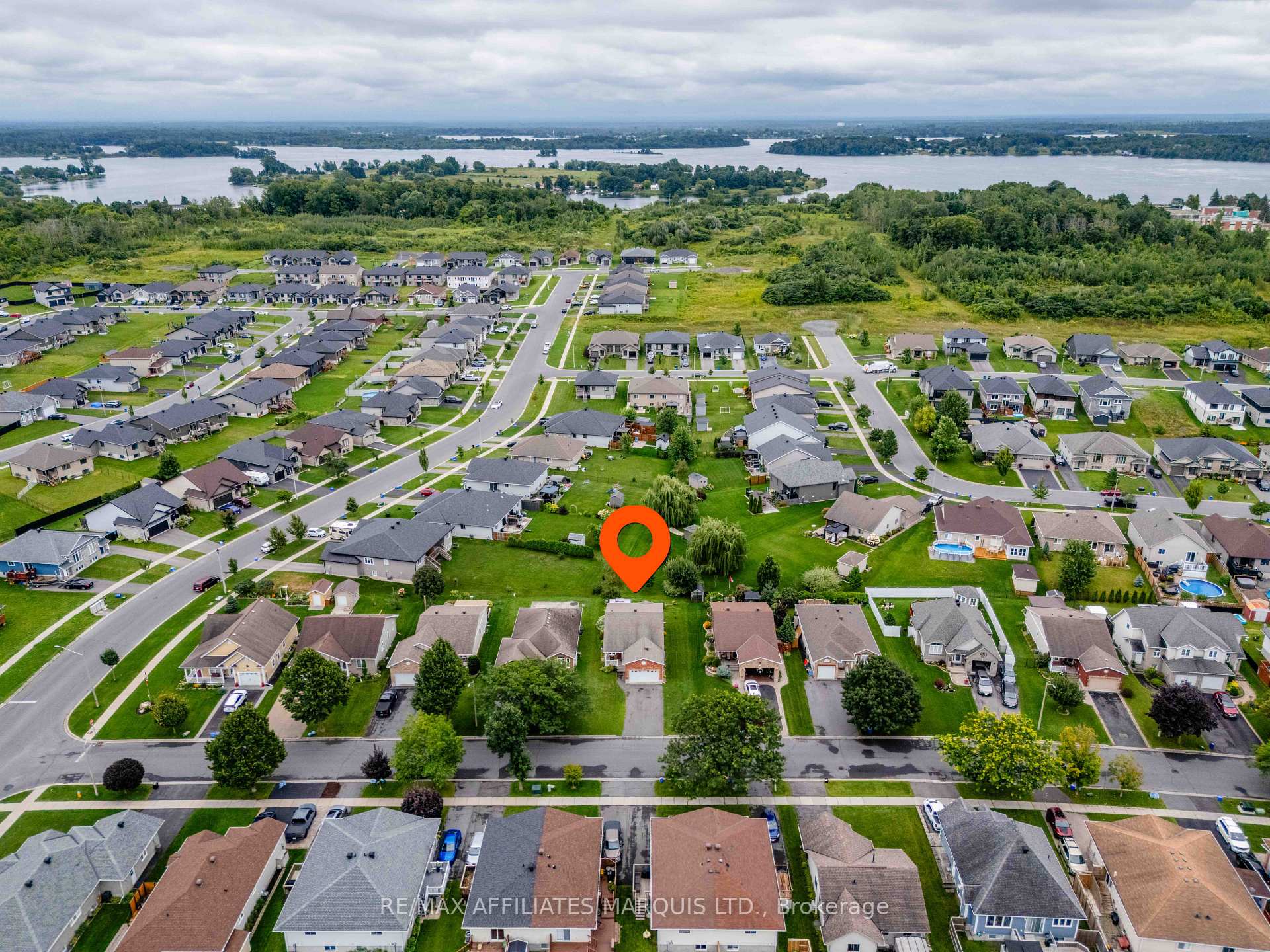 Photo 43 of 2230 Glen Brook Drive, Cornwall, Cornwall — HOMEH