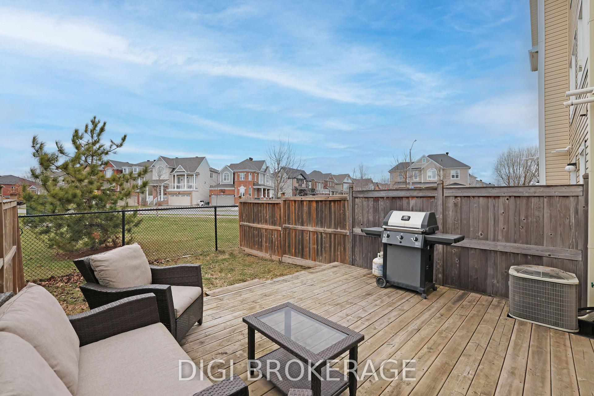 Photo 33 of 411 Coldwater Crescent, Ottawa, Kanata - Emerald Meadows/Trailwest — HOMEH