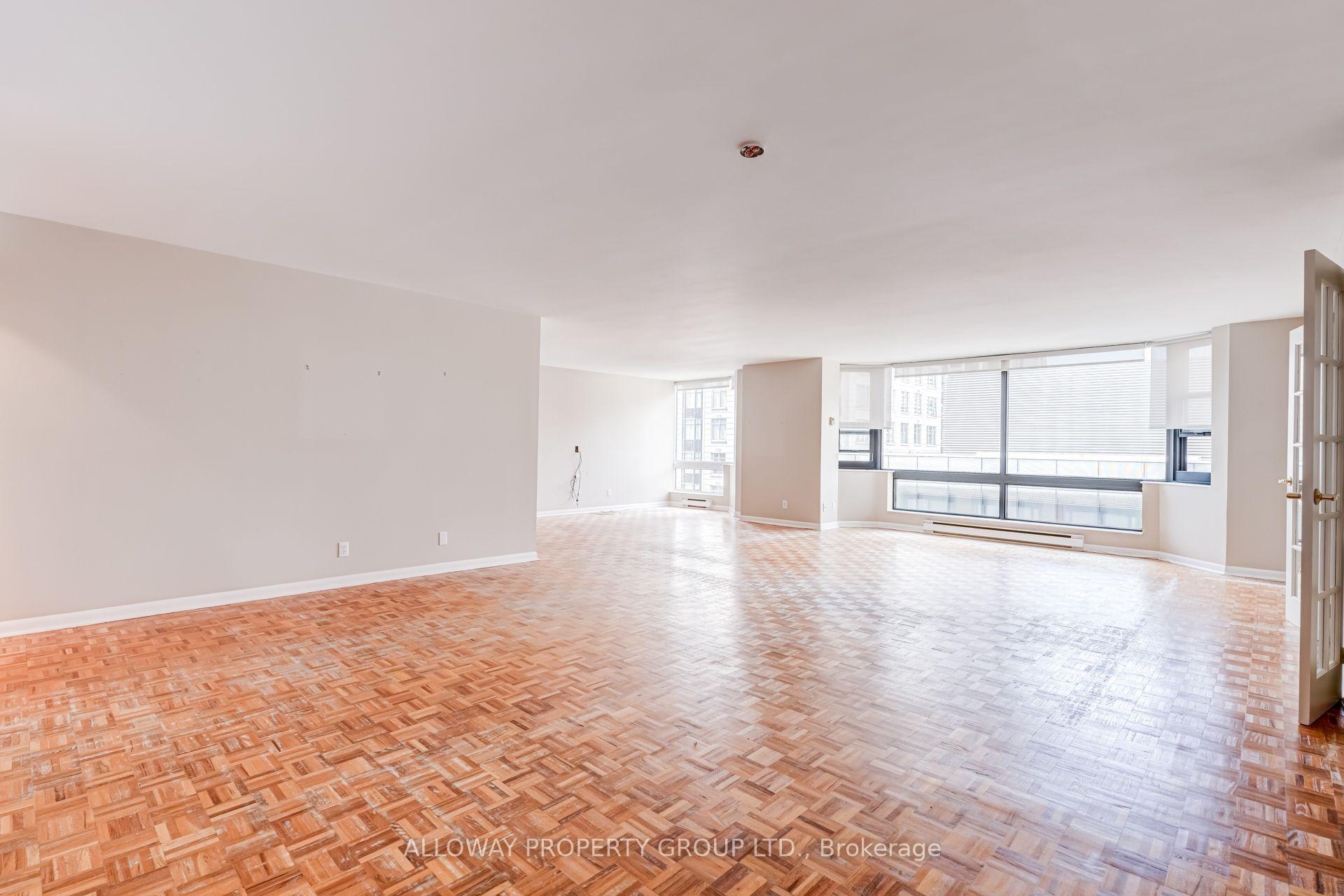 Photo 9 of Unit 1305, 1166 Bay Street, Toronto, Bay Street Corridor — HOMEH