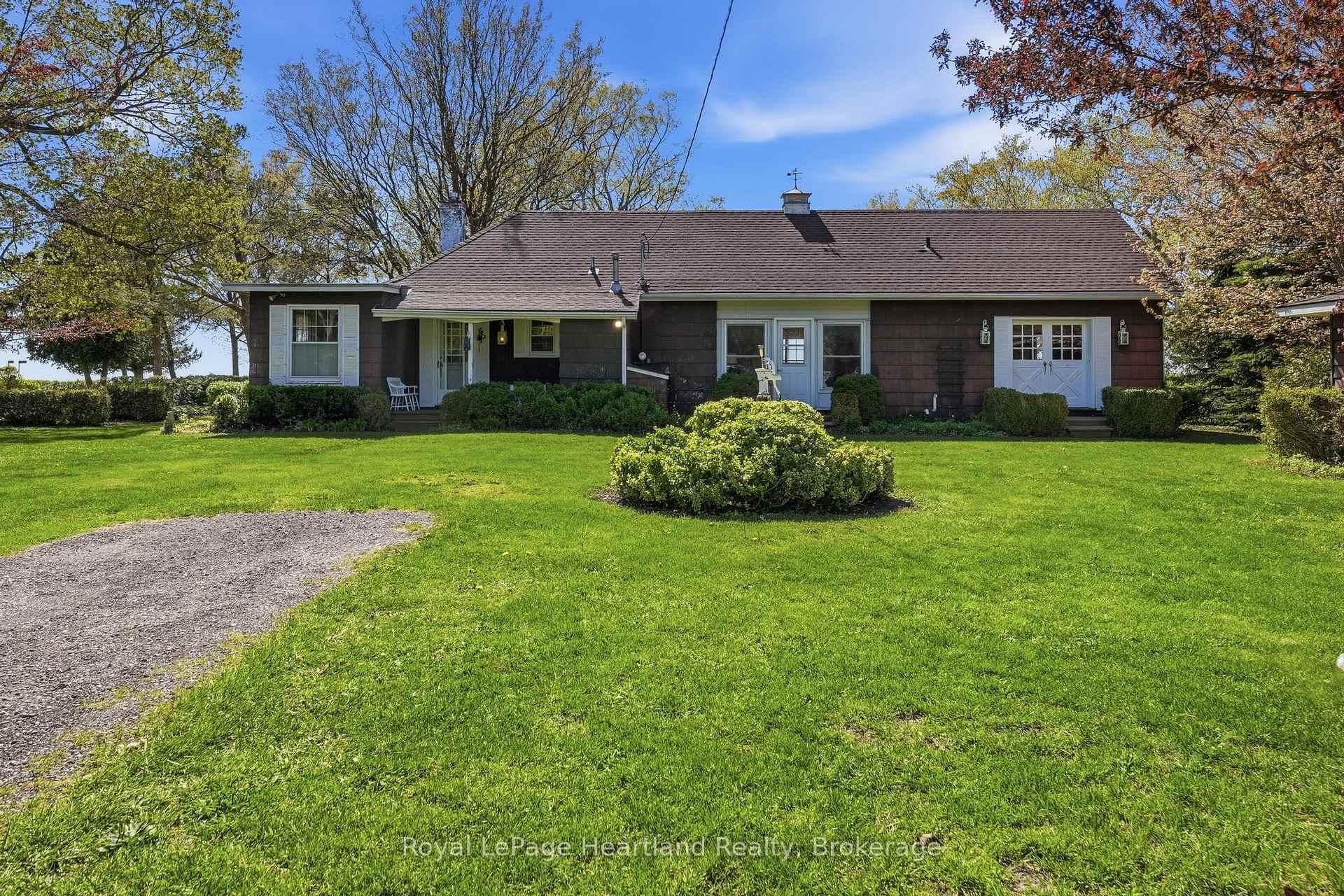Photo 3 of 33730 Smith Avenue, Ashfield-Colborne-Wawanosh, Colborne — HOMEH