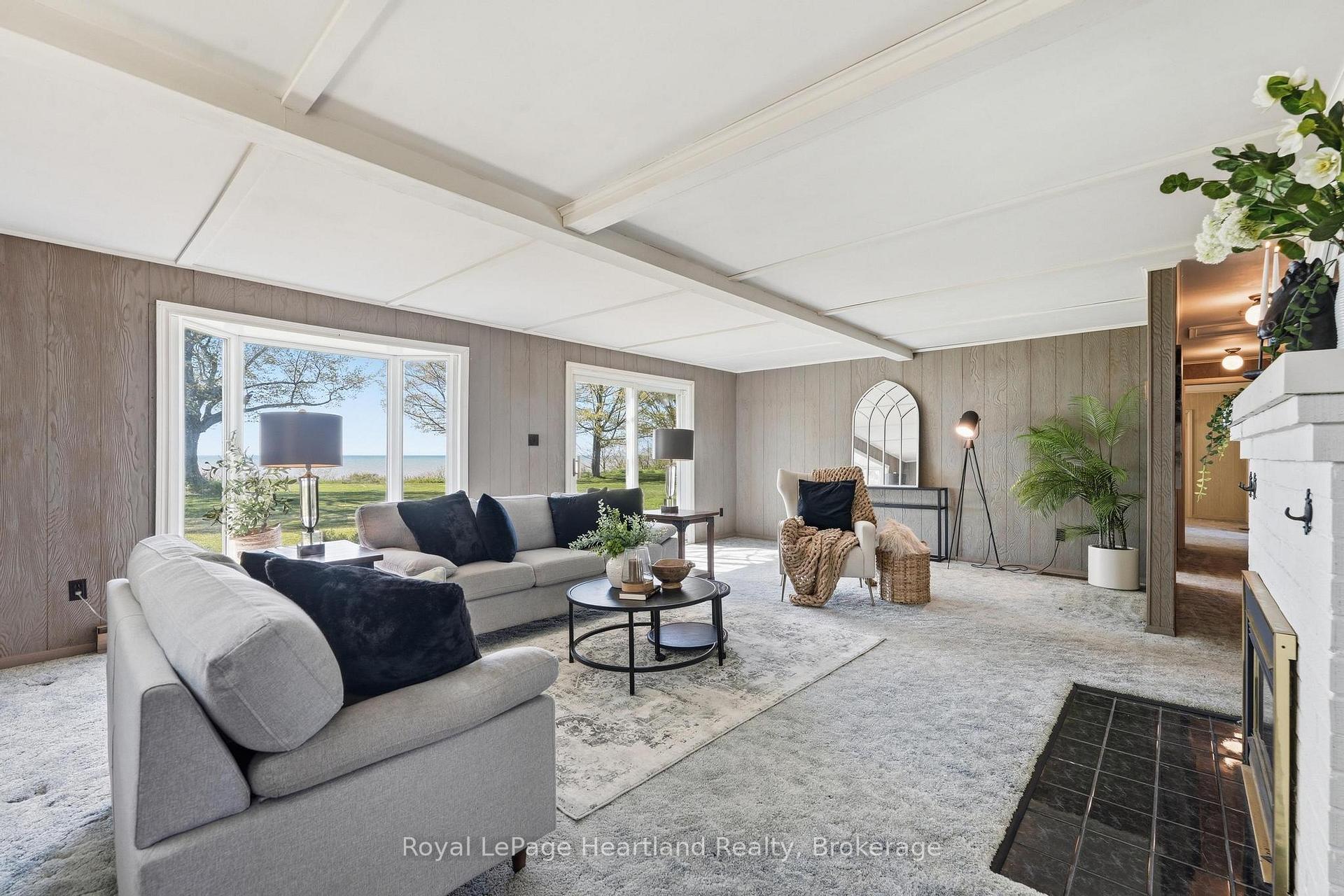 Photo 4 of 33730 Smith Avenue, Ashfield-Colborne-Wawanosh, Colborne — HOMEH
