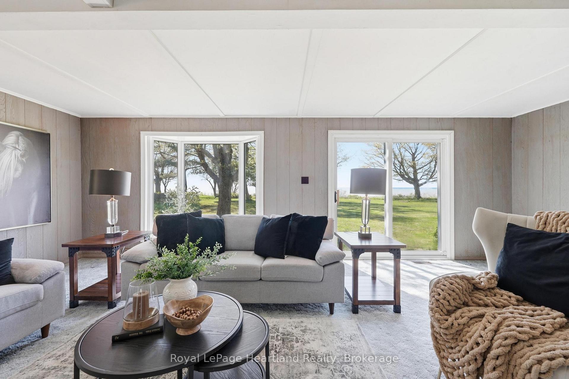 Photo 5 of 33730 Smith Avenue, Ashfield-Colborne-Wawanosh, Colborne — HOMEH