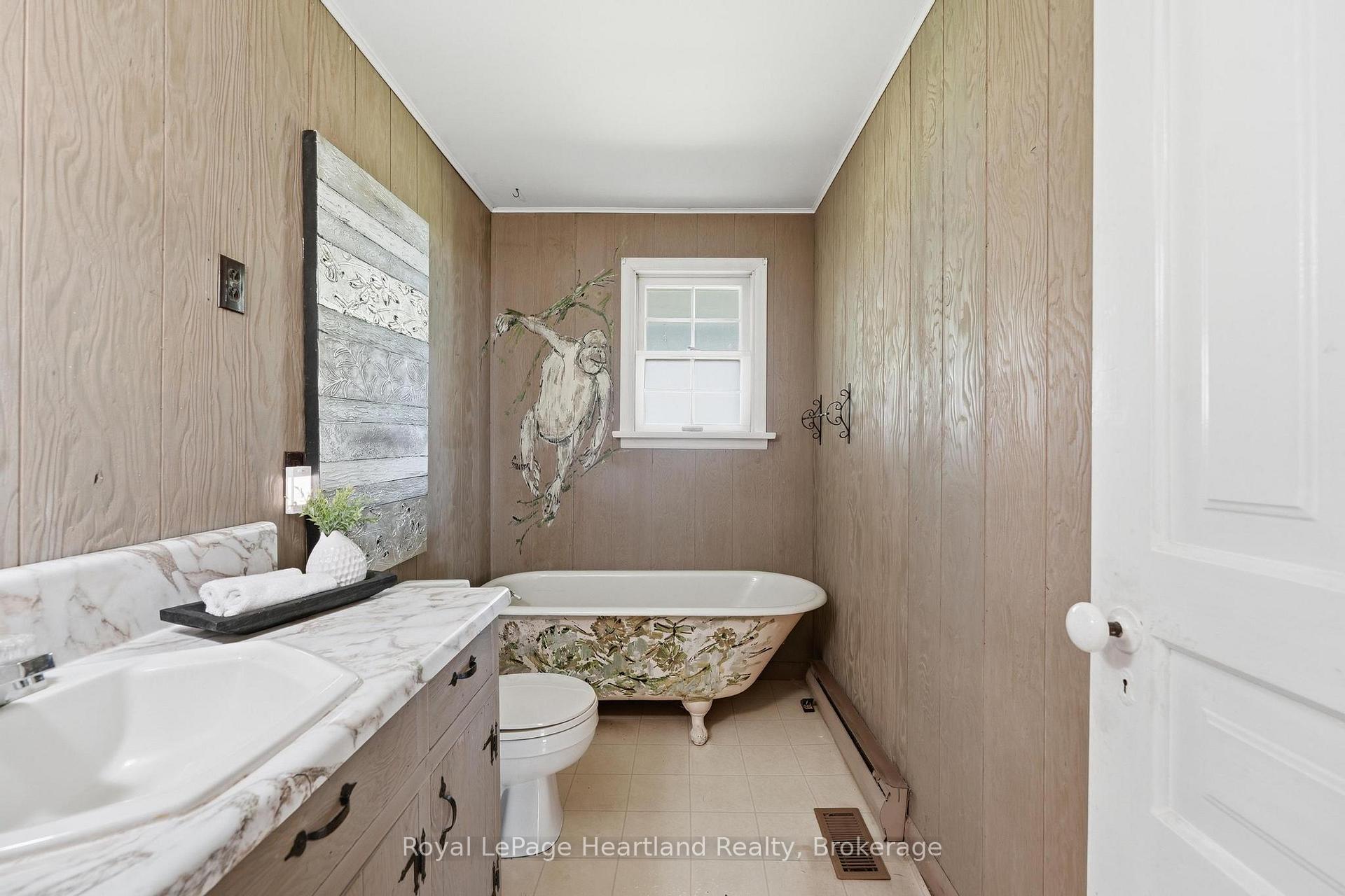 Photo 13 of 33730 Smith Avenue, Ashfield-Colborne-Wawanosh, Colborne — HOMEH