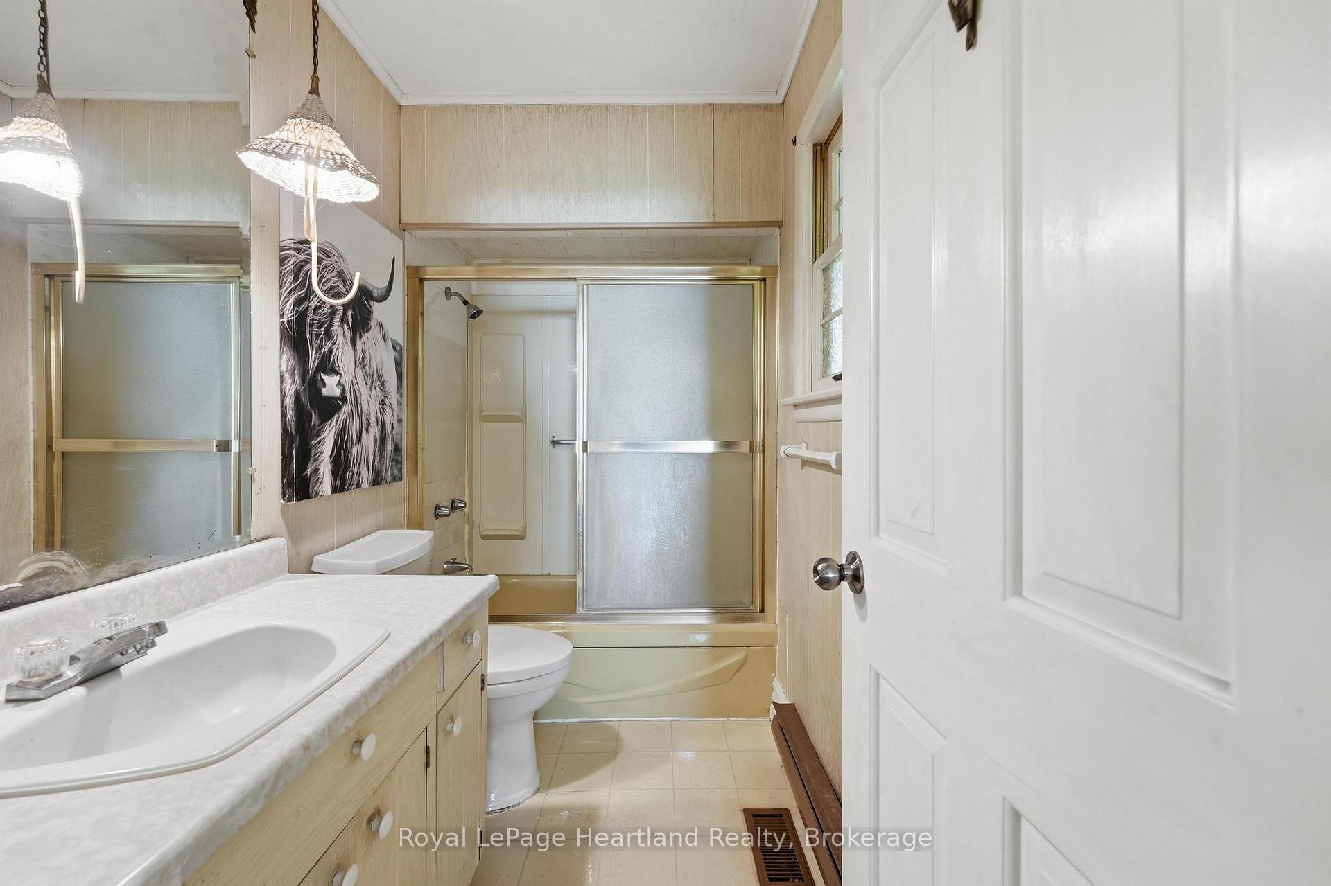Photo 21 of 33730 Smith Avenue, Ashfield-Colborne-Wawanosh, Colborne — HOMEH