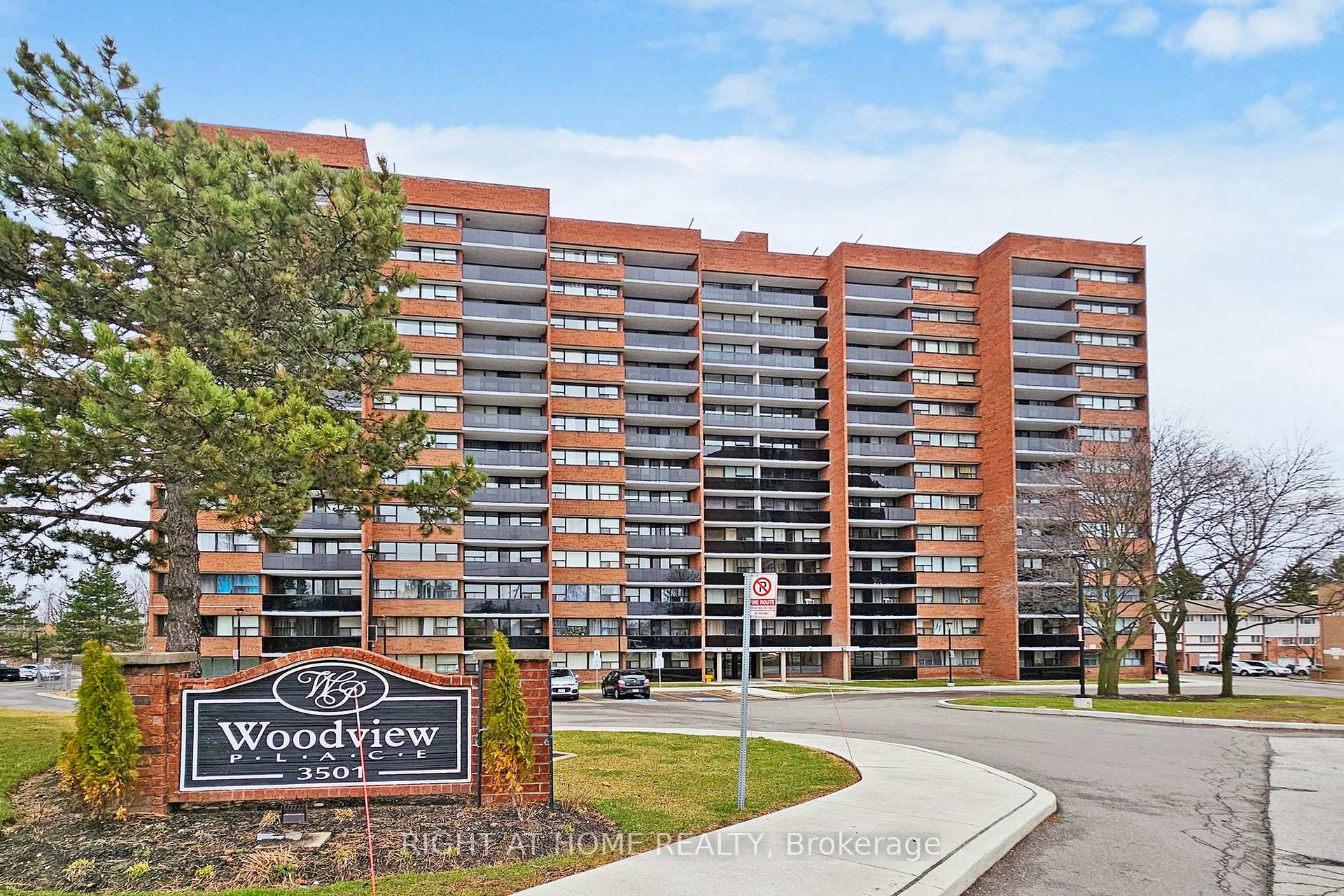 Front of Unit 812, 3501 Glen Erin Drive
