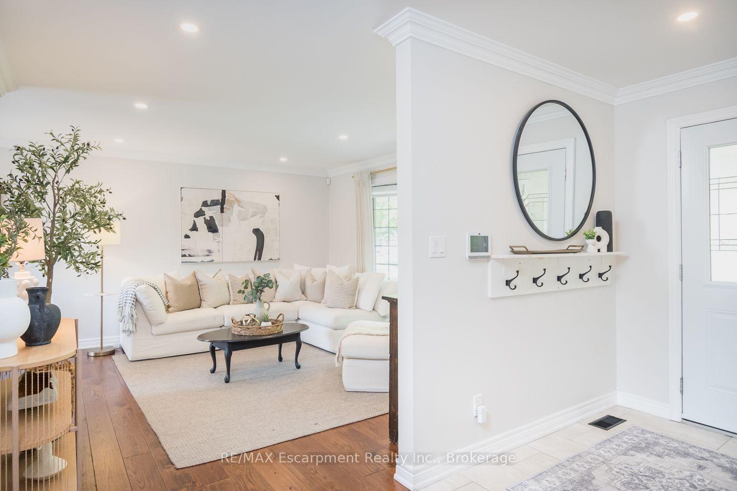 Photo 5 of 5410 Clive Crescent, Burlington, Appleby — HOMEH