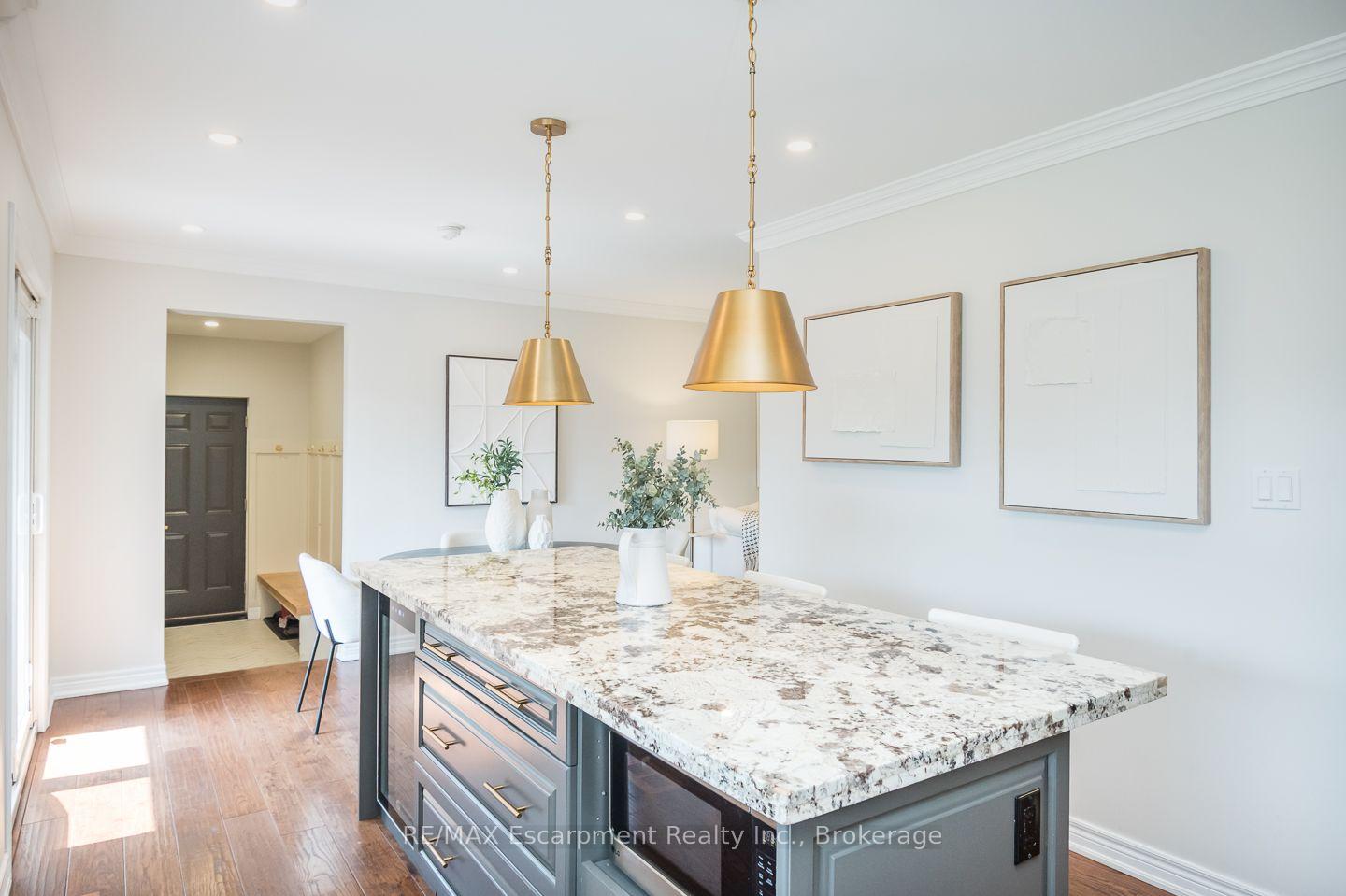 Photo 14 of 5410 Clive Crescent, Burlington, Appleby — HOMEH