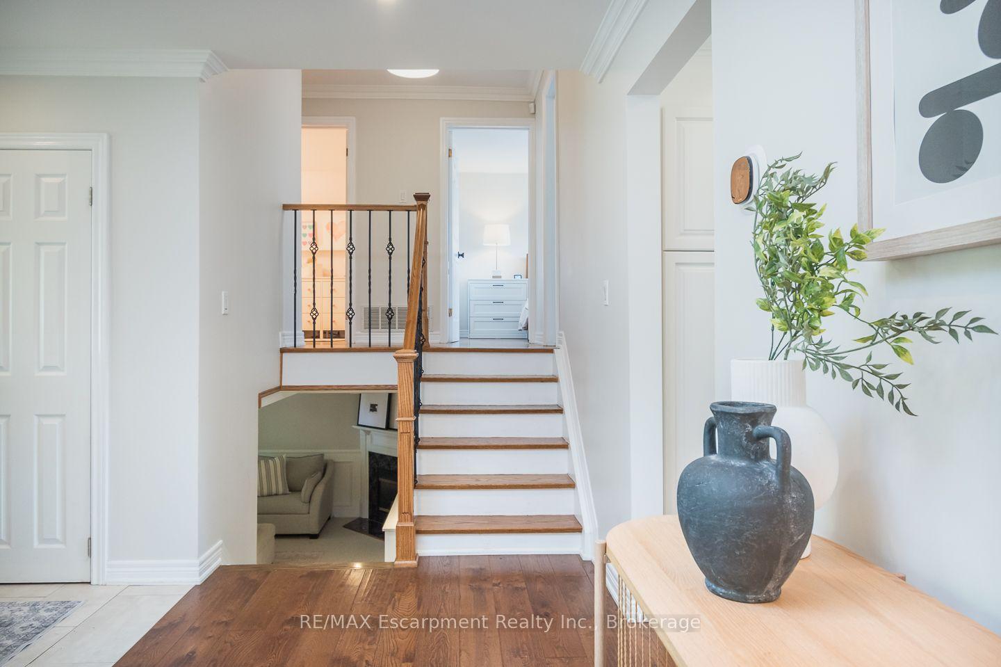 Photo 17 of 5410 Clive Crescent, Burlington, Appleby — HOMEH