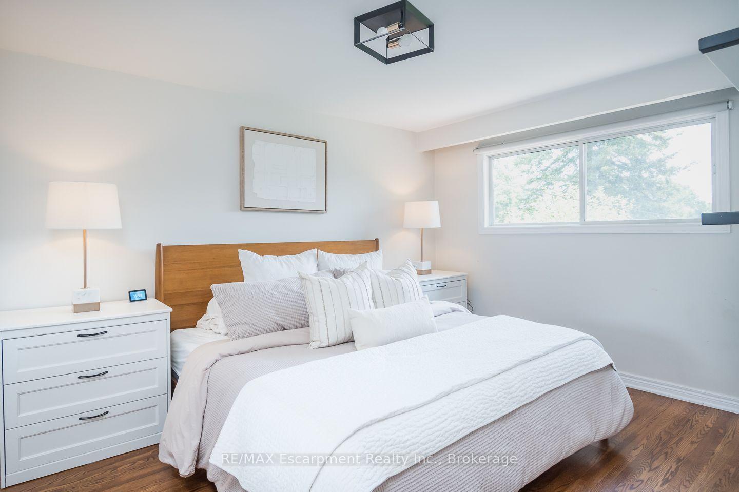 Photo 18 of 5410 Clive Crescent, Burlington, Appleby — HOMEH