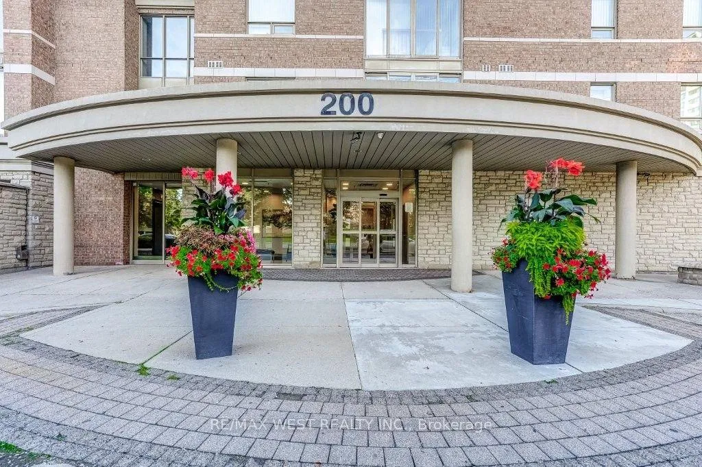 Photo 1 of Unit 1606, 200 Burnhamthorpe Road E, Mississauga, Mississauga Valleys — HOMEH