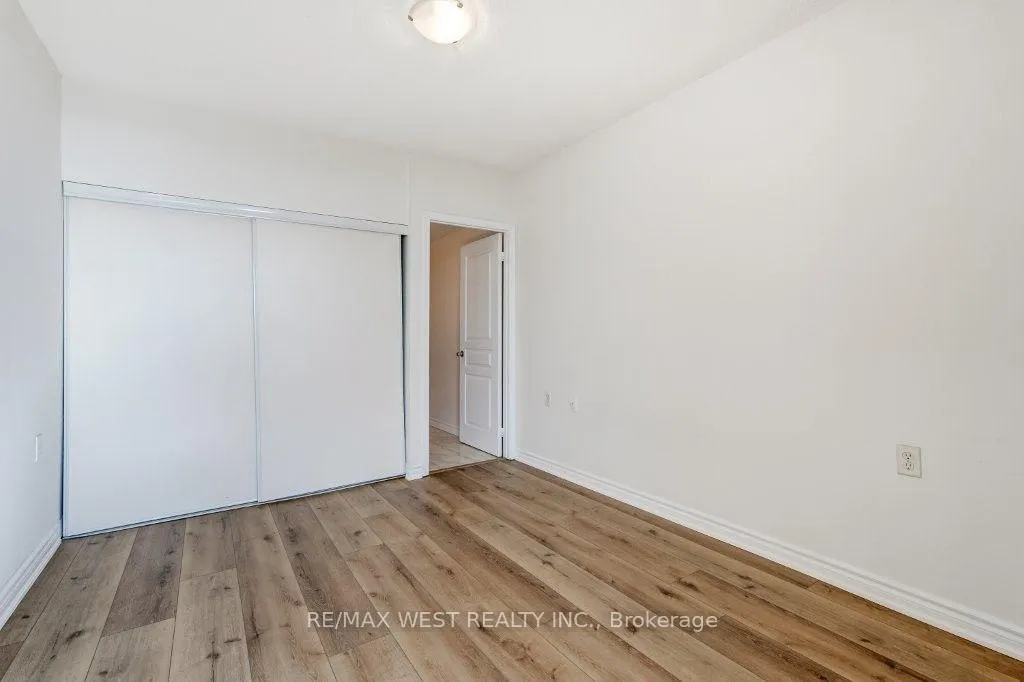 Photo 17 of Unit 1606, 200 Burnhamthorpe Road E, Mississauga, Mississauga Valleys — HOMEH