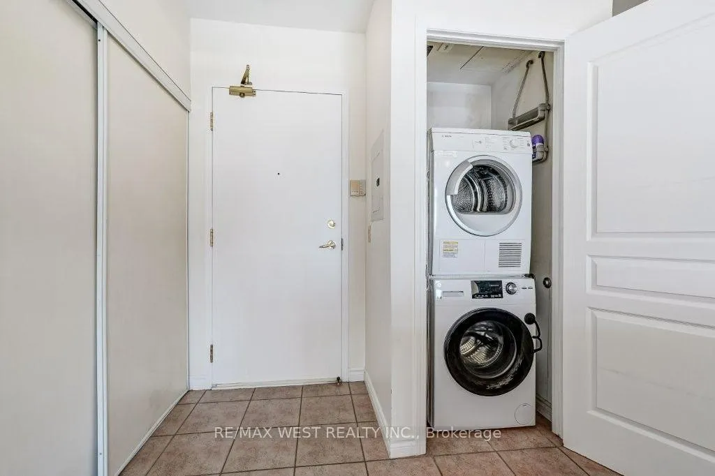 Photo 20 of Unit 1606, 200 Burnhamthorpe Road E, Mississauga, Mississauga Valleys — HOMEH
