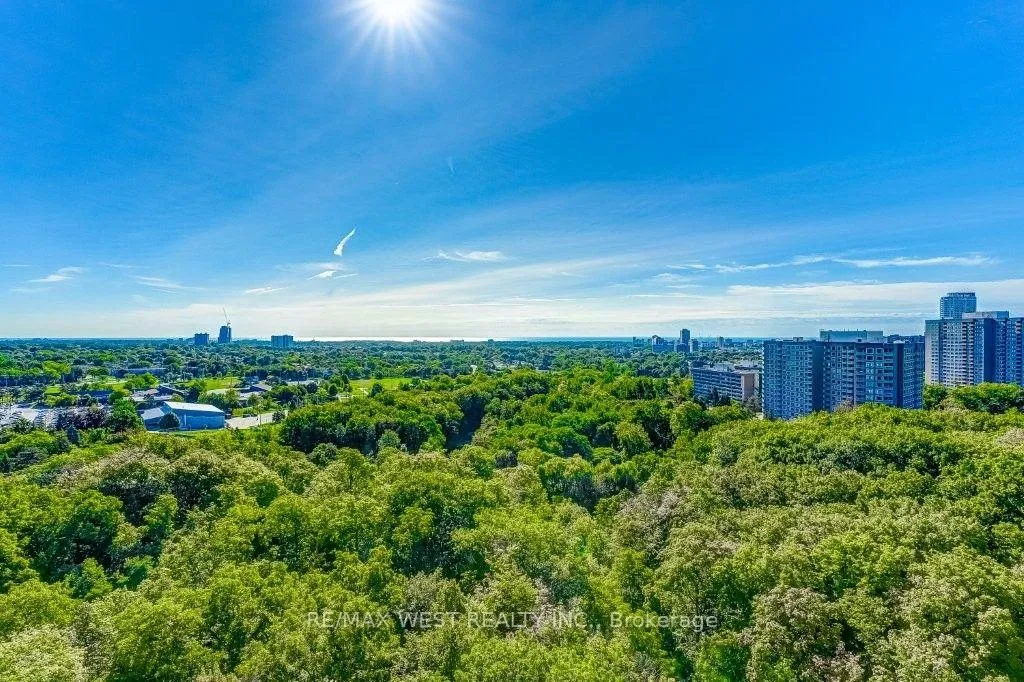 Photo 22 of Unit 1606, 200 Burnhamthorpe Road E, Mississauga, Mississauga Valleys — HOMEH