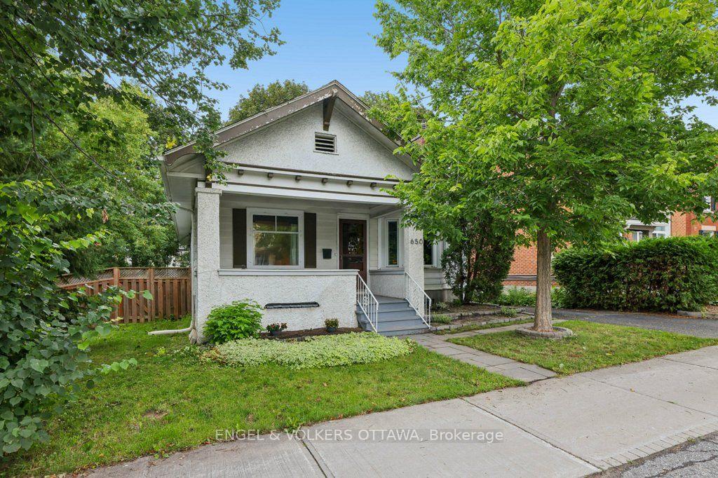 Photo of 650 Churchill Avenue N