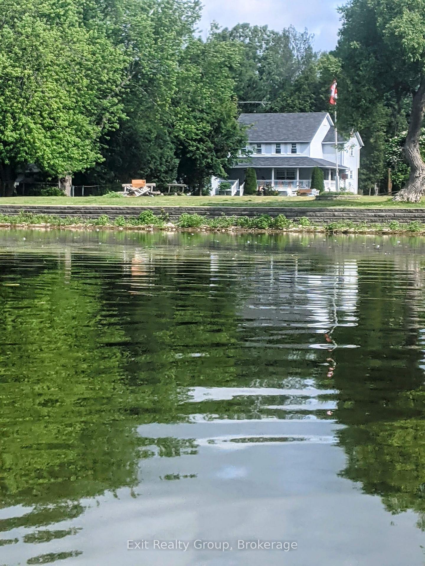 Photo of 22 Willow Point Road