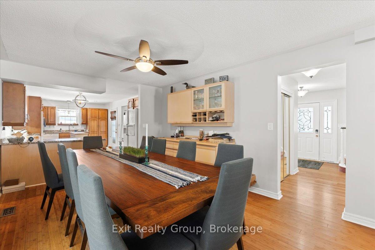 Photo 15 of 22 Willow Point Road, Brighton, Rural Brighton — HOMEH