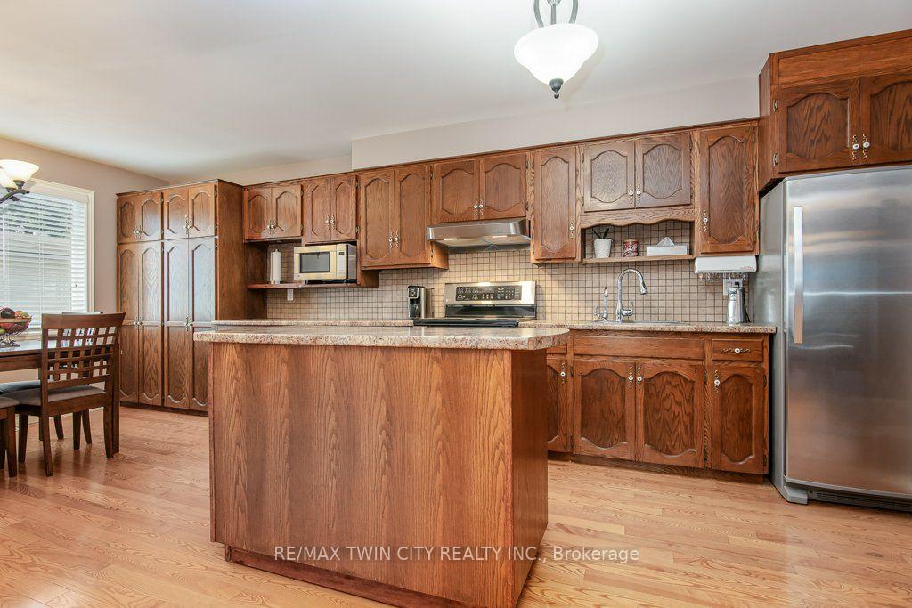 Photo 15 of 108 Queensway Drive, Woolwich — HOMEH