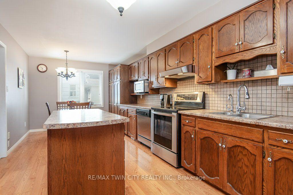 Photo 16 of 108 Queensway Drive, Woolwich — HOMEH