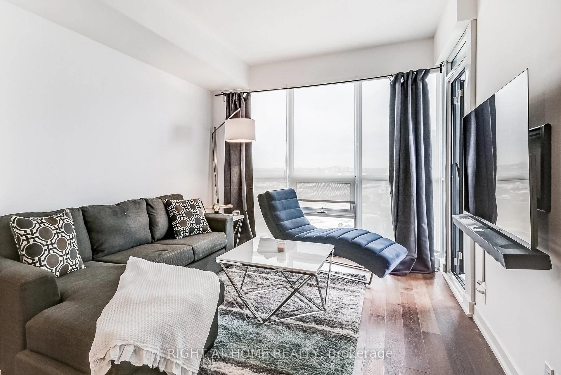 Photo of Unit 2710, 2212 Lake Shore Boulevard W